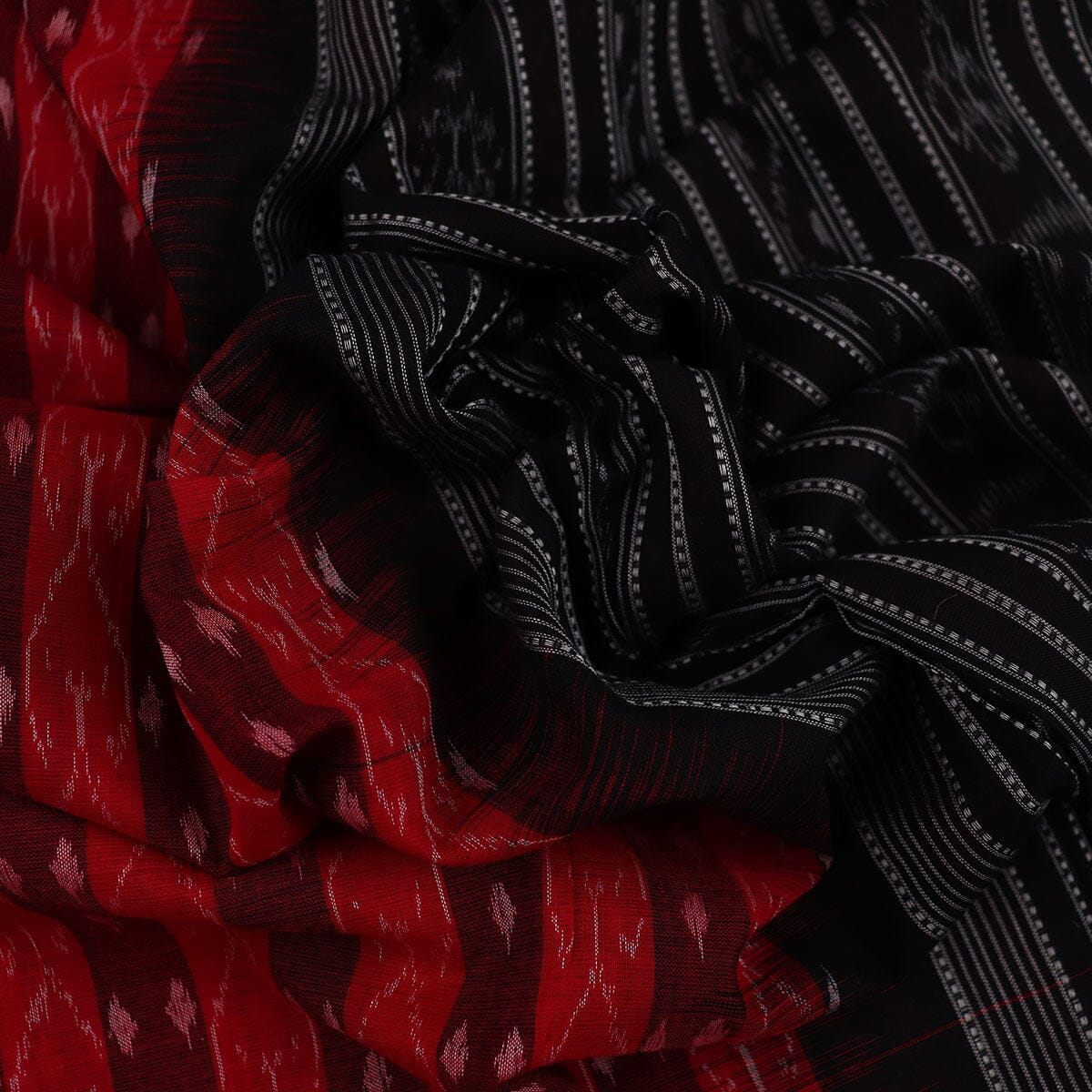 Handloom Sambalpuri Cotton Ikkat Saree Handloom Saree_Cotton Priyadarshini Handloom 