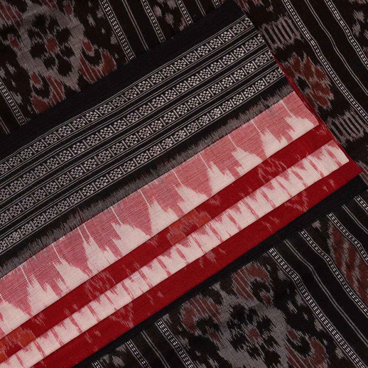 Handloom Sambalpuri Cotton Ikkat Saree Handloom Saree_Cotton Priyadarshini Handloom 