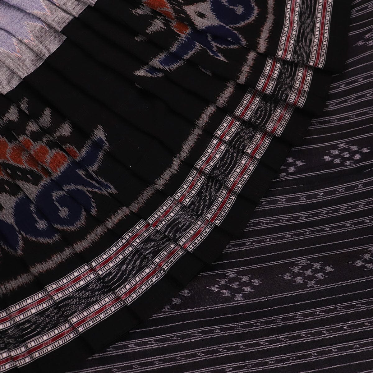 Handloom Sambalpuri Cotton Ikkat Saree Handloom Saree_Cotton Priyadarshini Handloom 