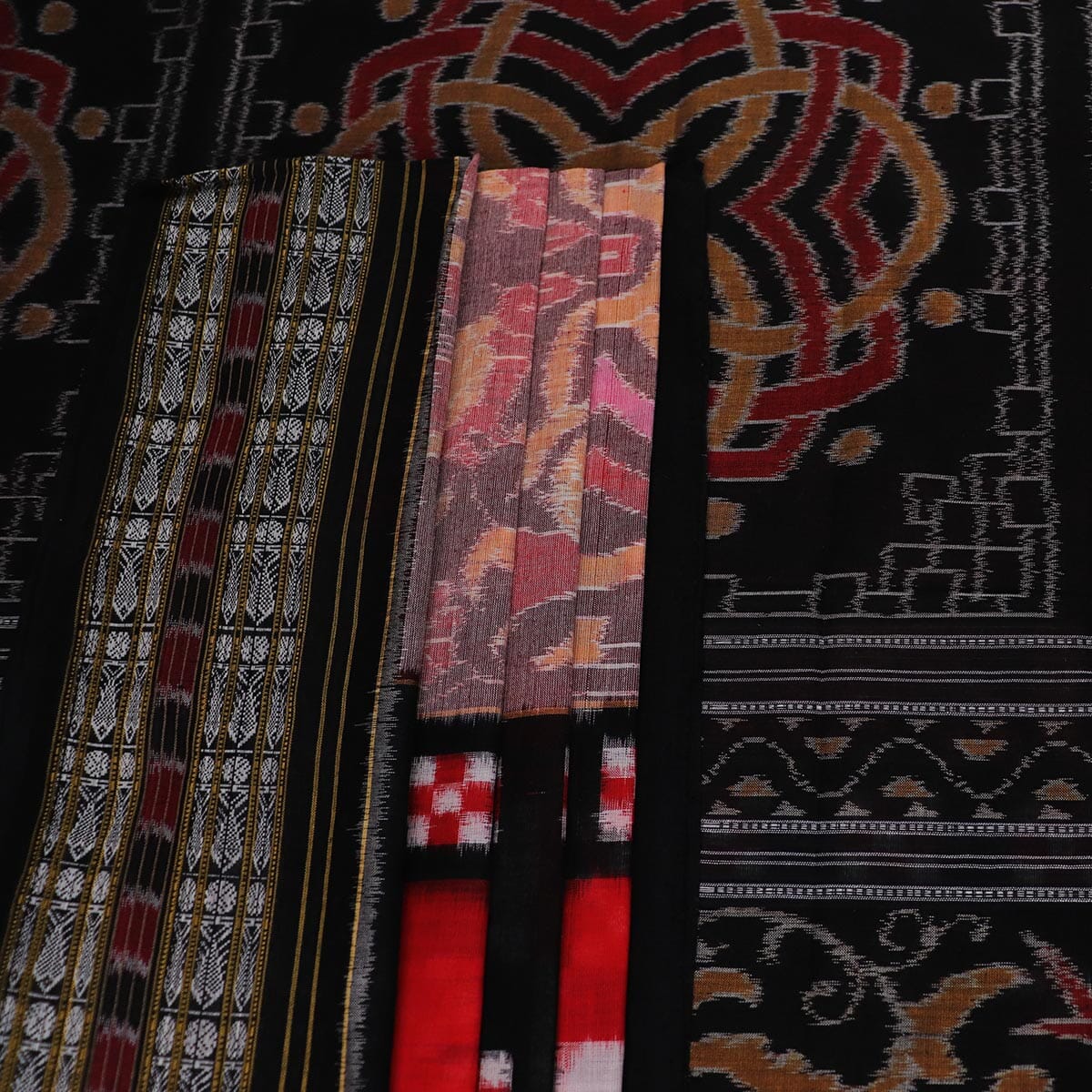 Handloom Sambalpuri Cotton Ikkat Saree Handloom Saree_Cotton Priyadarshini Handloom 