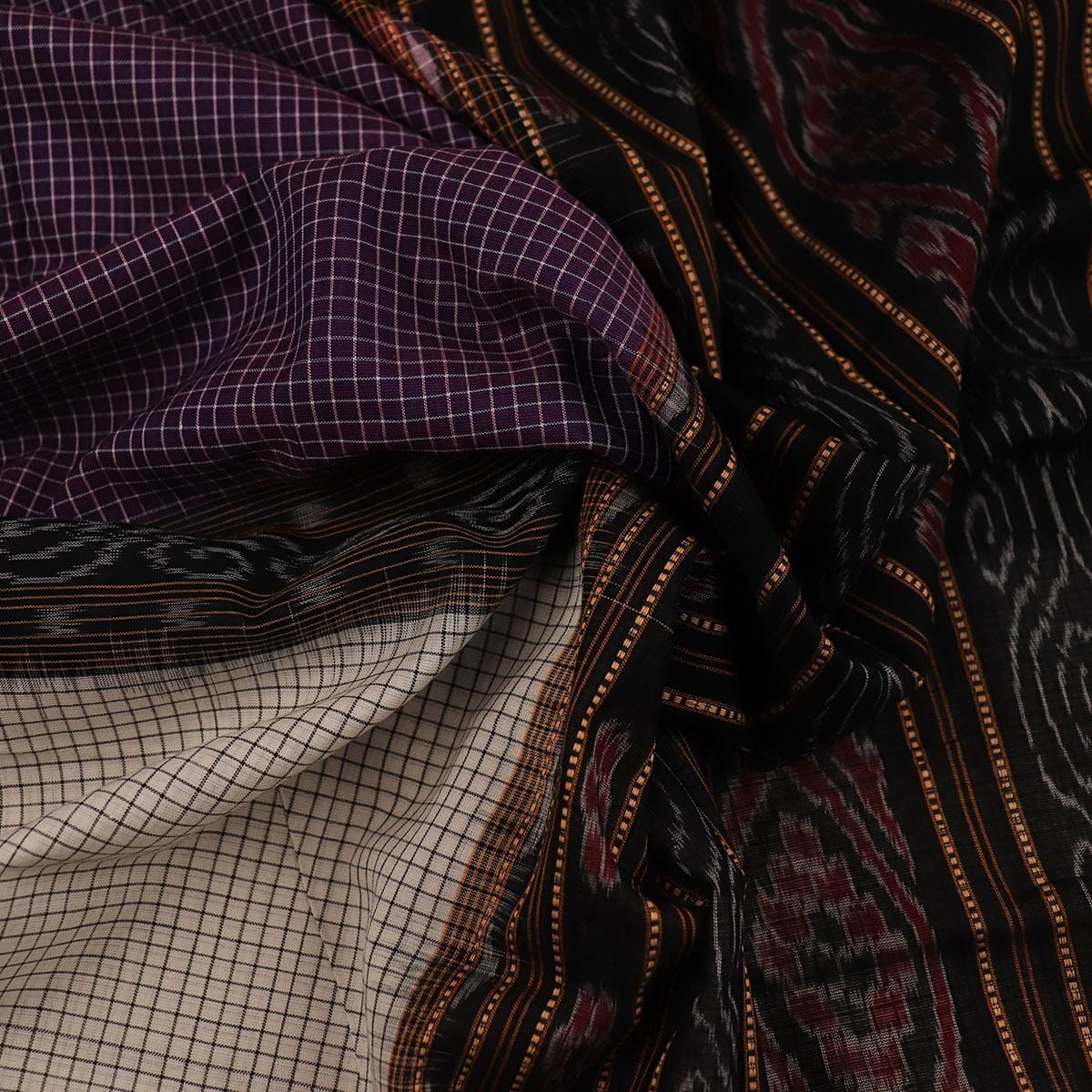 Handloom Sambalpuri Cotton Ikkat Saree Handloom Saree_Cotton Priyadarshini Handloom 