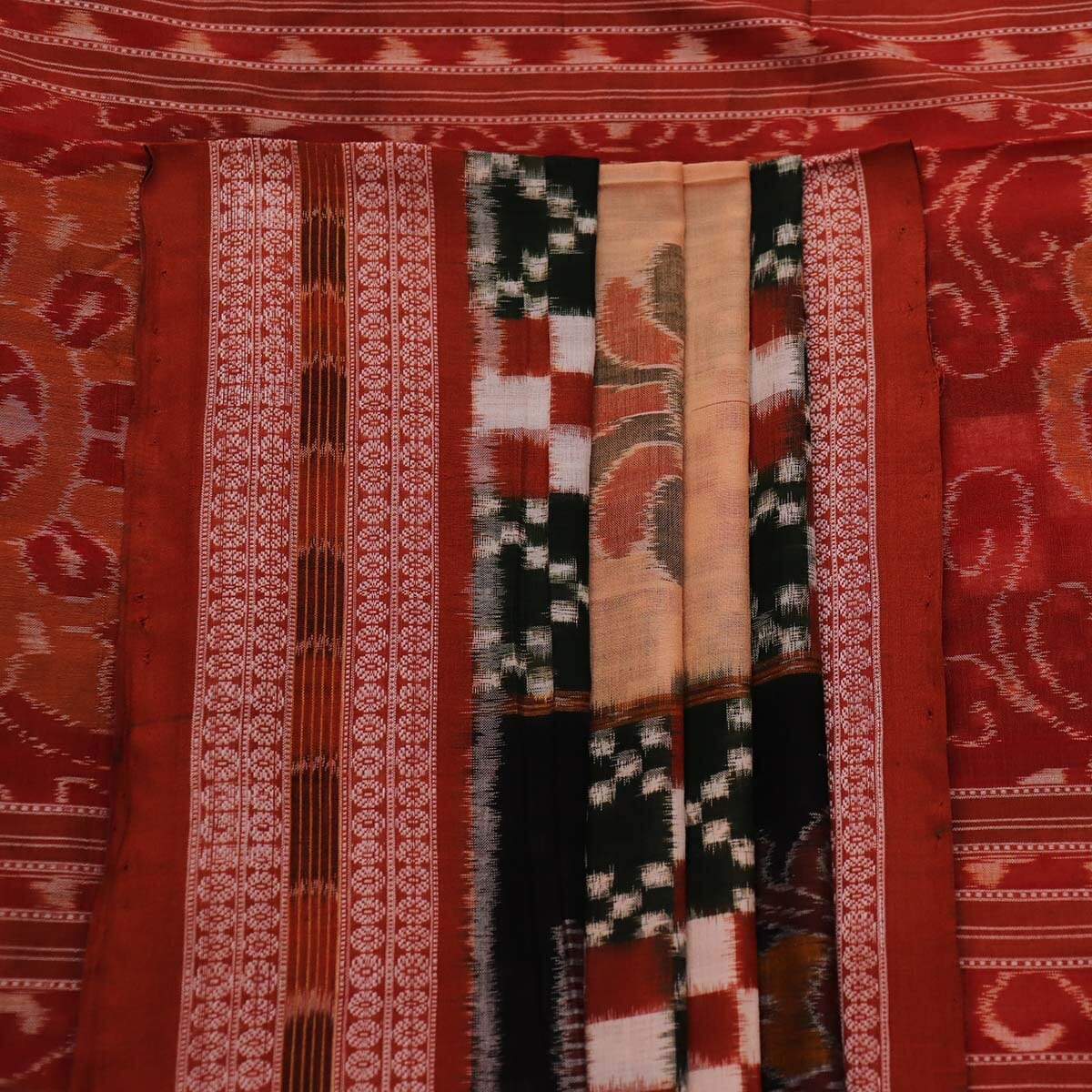 Handloom Sambalpuri Cotton Ikkat Saree Handloom Saree_Sambalpuri Cotton Priyadarshini Handloom 
