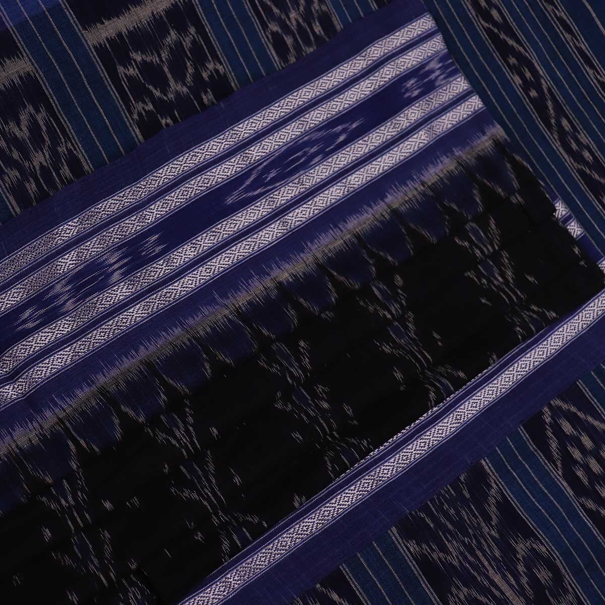 Handloom Sambalpuri Cotton Ikkat Saree Handloom Saree_Sambalpuri Cotton Priyadarshini Handloom 