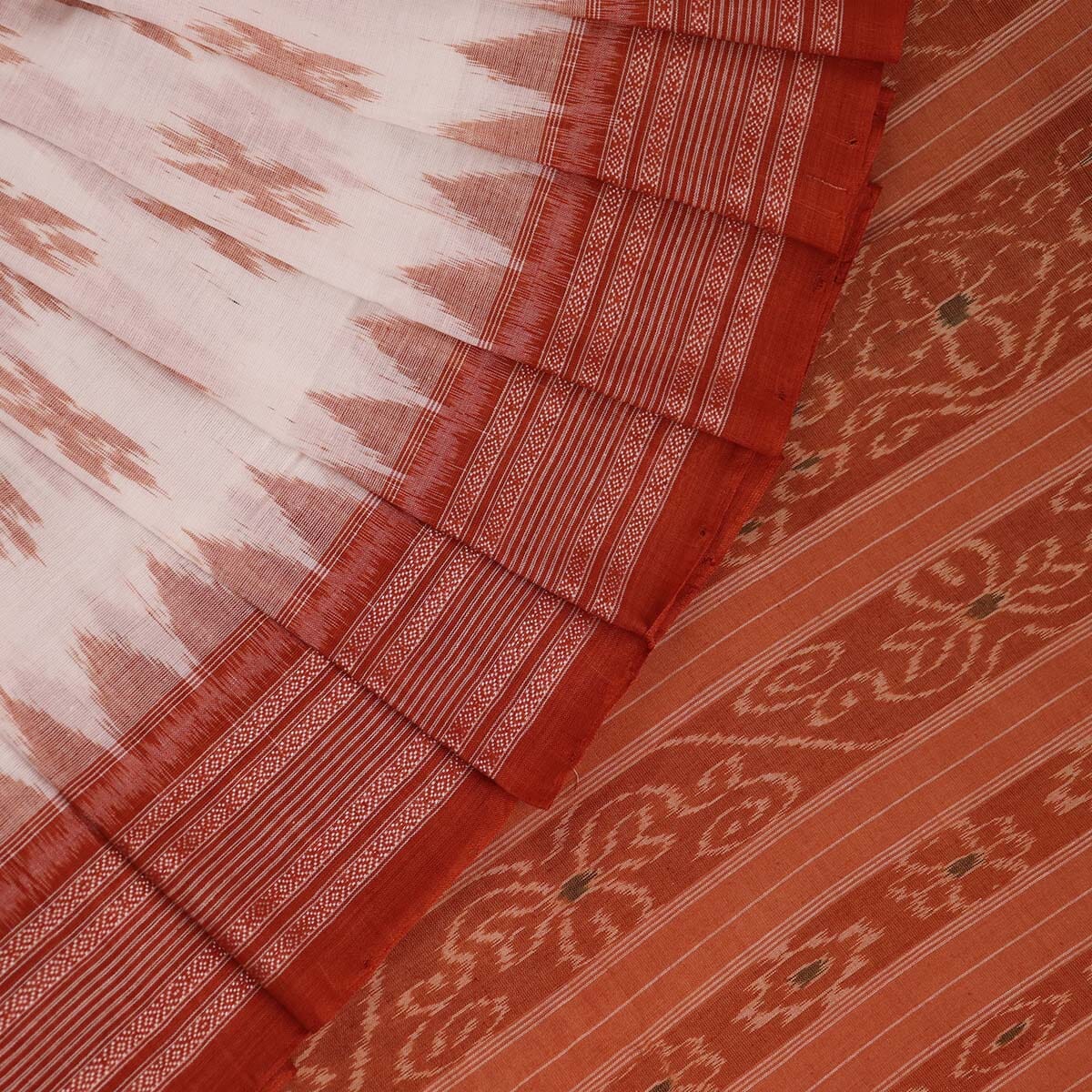 Handloom Sambalpuri Cotton Ikkat Saree Handloom Saree_Sambalpuri Cotton Priyadarshini Handloom 