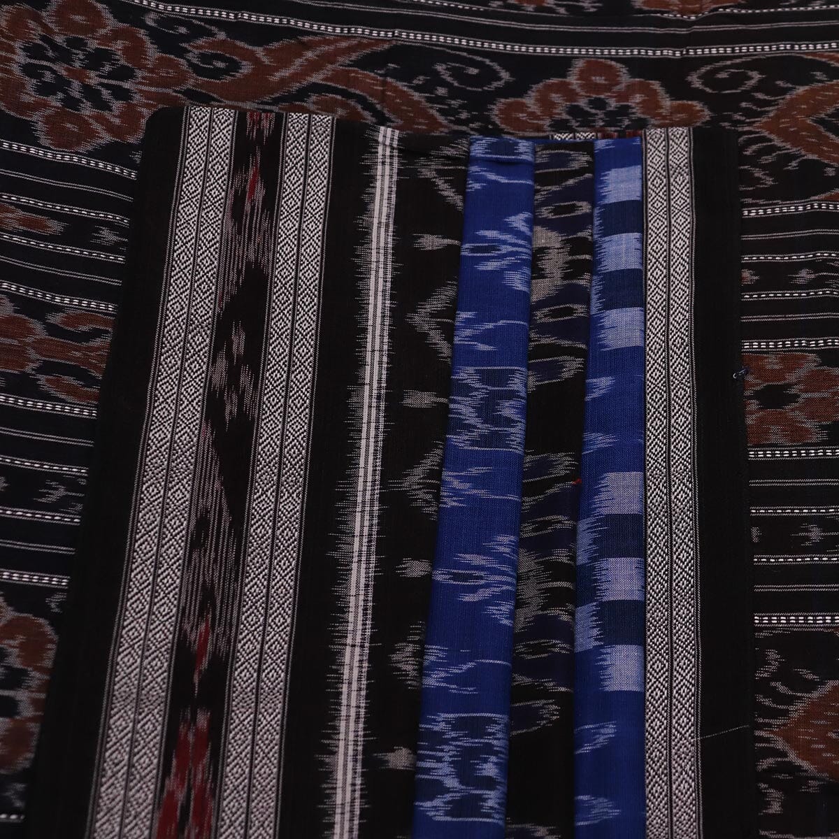 Handloom Sambalpuri Cotton Ikkat Saree Handloom Saree_Sambalpuri Cotton Priyadarshini Handloom 