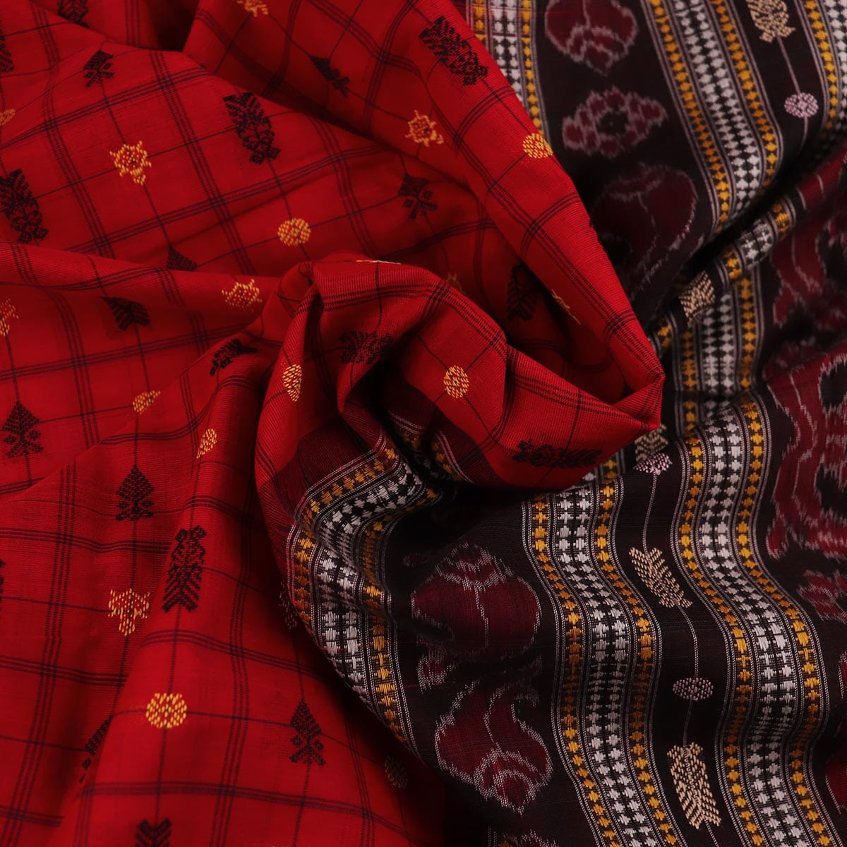 Handloom Sambalpuri Cotton Ikkat Saree Handloom Saree_Sambalpuri Cotton Priyadarshini Handloom 