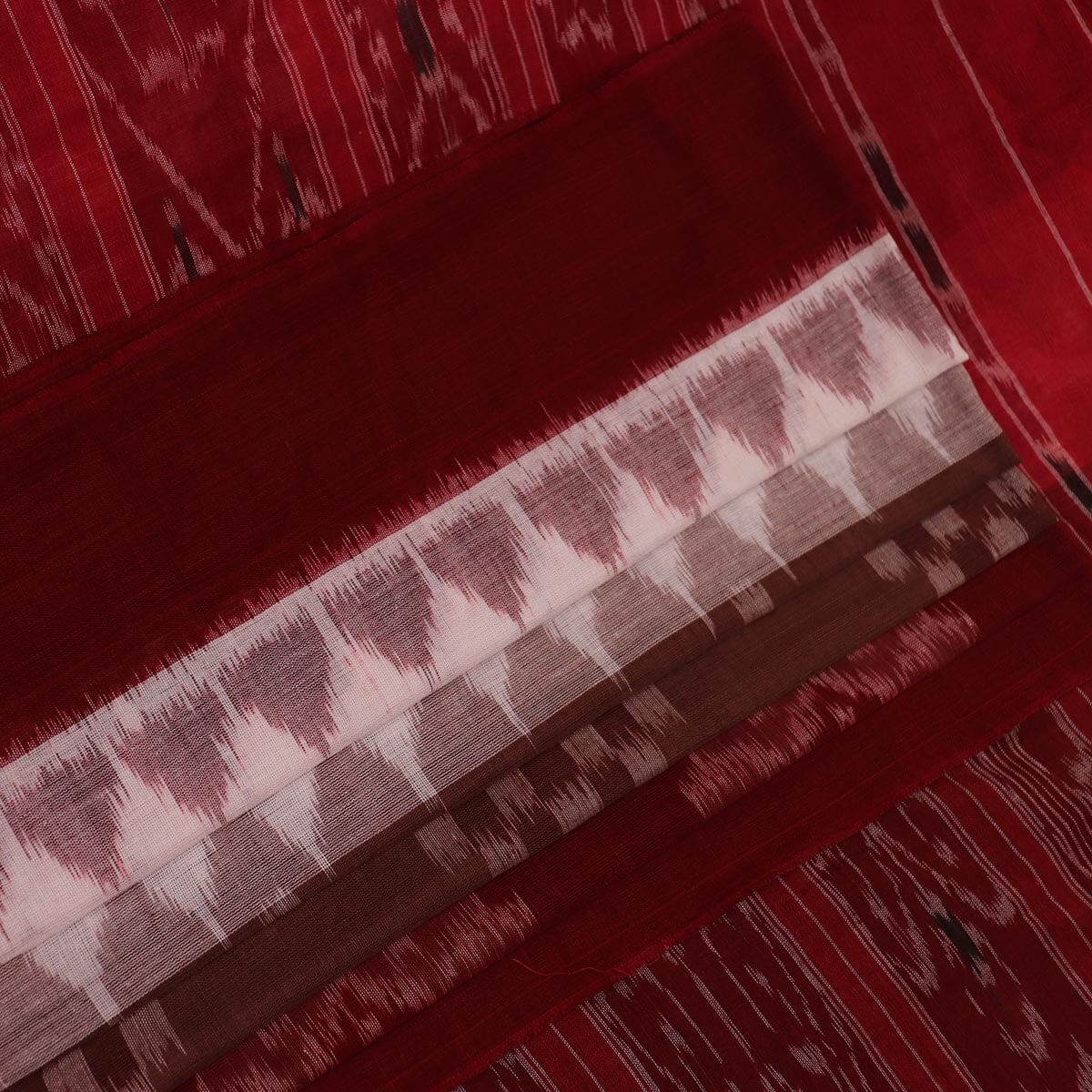 Handloom Sambalpuri Cotton Ikkat Saree Handloom Saree_Sambalpuri Cotton Priyadarshini Handloom 