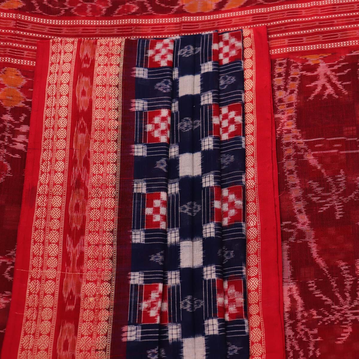 Handloom Sambalpuri Cotton Ikkat Saree Handloom Saree_Sambalpuri Cotton Priyadarshini Handloom 