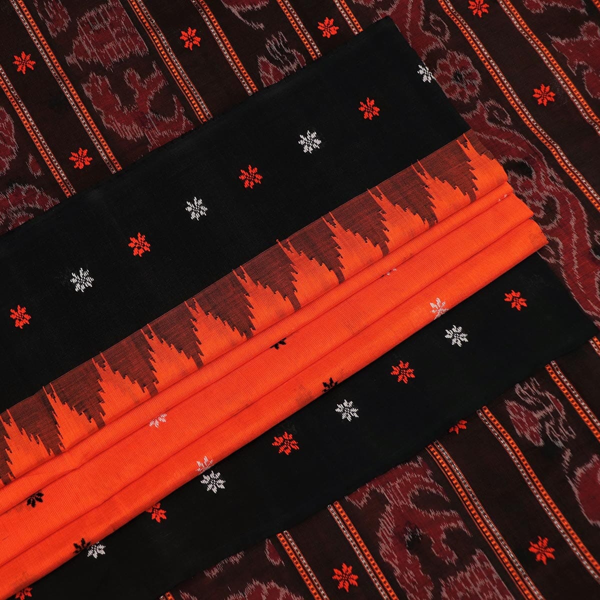 Handloom Sambalpuri Cotton Ikkat Saree Handloom Saree_Sambalpuri Cotton Priyadarshini Handloom 