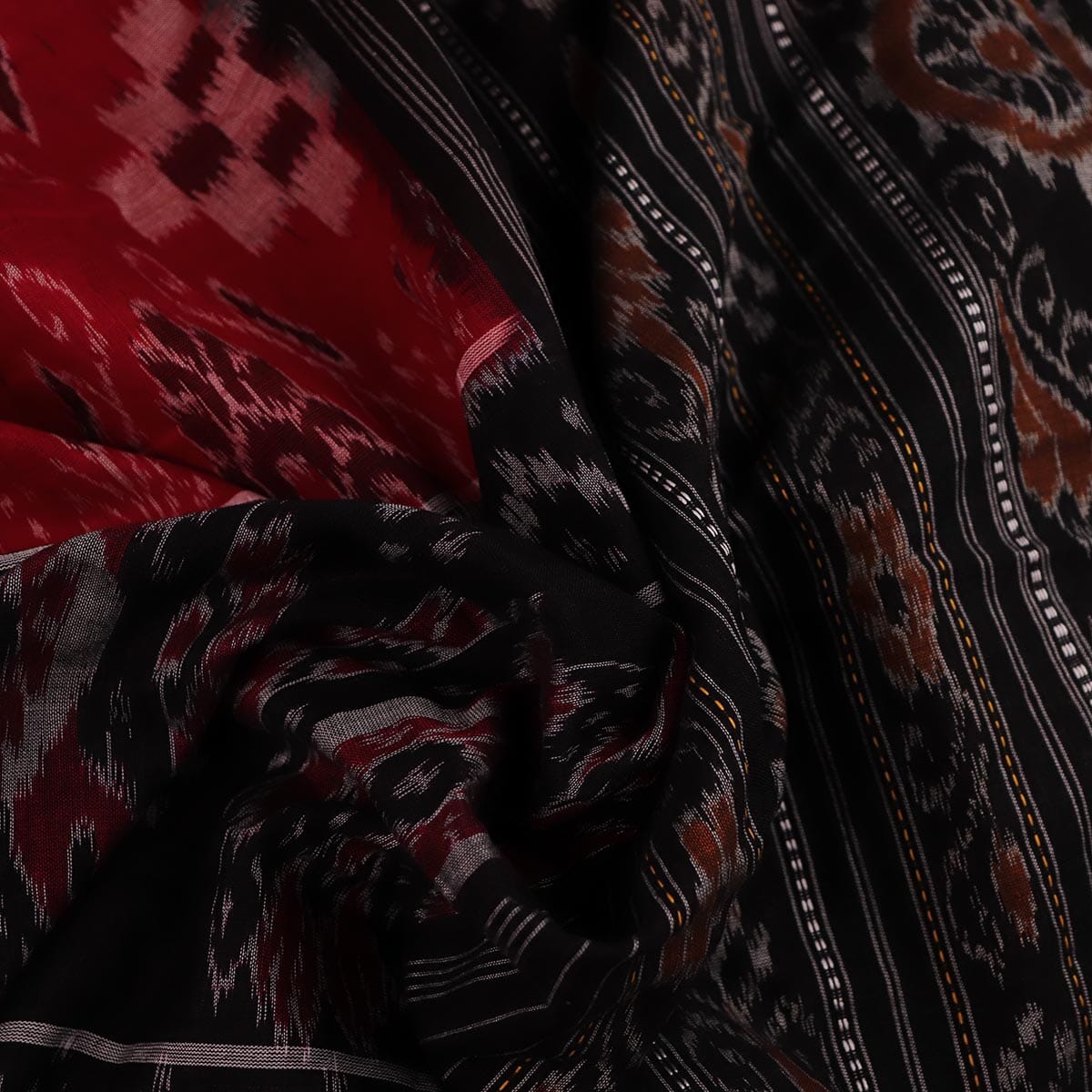 Handloom Sambalpuri Cotton Ikkat Saree Handloom Saree_Sambalpuri Cotton Priyadarshini Handloom 