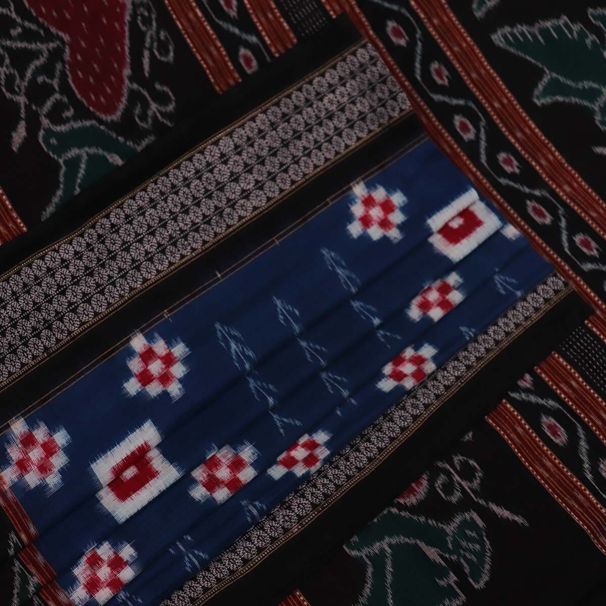 Handloom Sambalpuri Cotton Ikkat Saree Handloom Saree_Sambalpuri Cotton Priyadarshini Handloom 