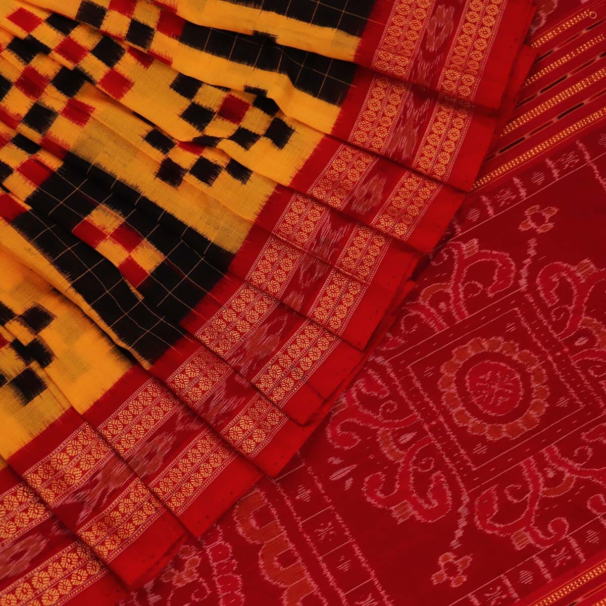 Handloom Sambalpuri Cotton Ikkat Saree Handloom Saree_Sambalpuri Cotton Priyadarshini Handloom 