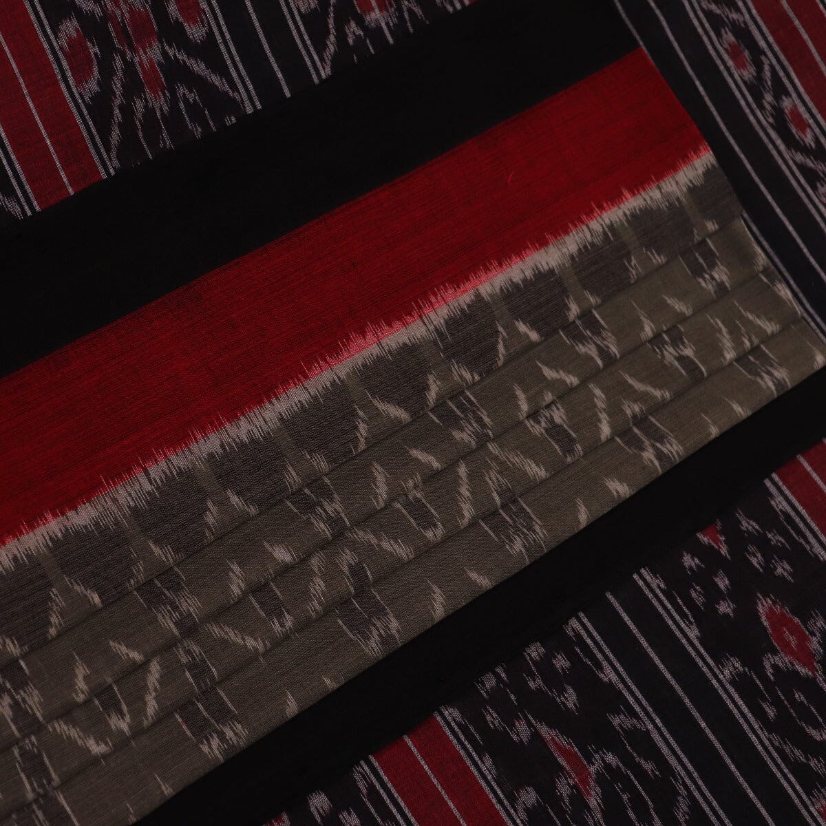 Handloom Sambalpuri Cotton Ikkat Saree Handloom Saree_Sambalpuri Cotton Priyadarshini Handloom 