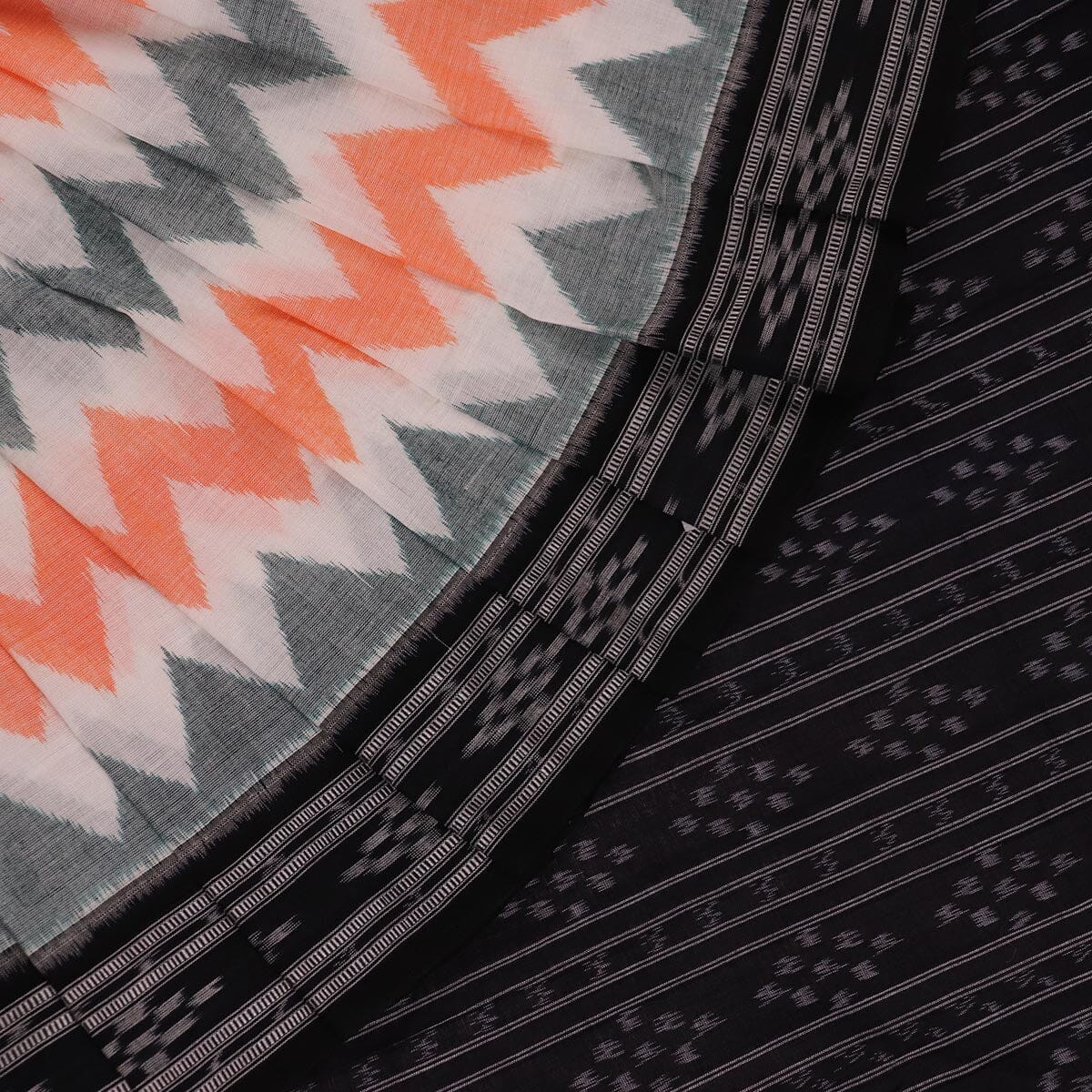 Handloom Sambalpuri Cotton Ikkat Saree Handloom Saree_Sambalpuri Cotton Priyadarshini Handloom 