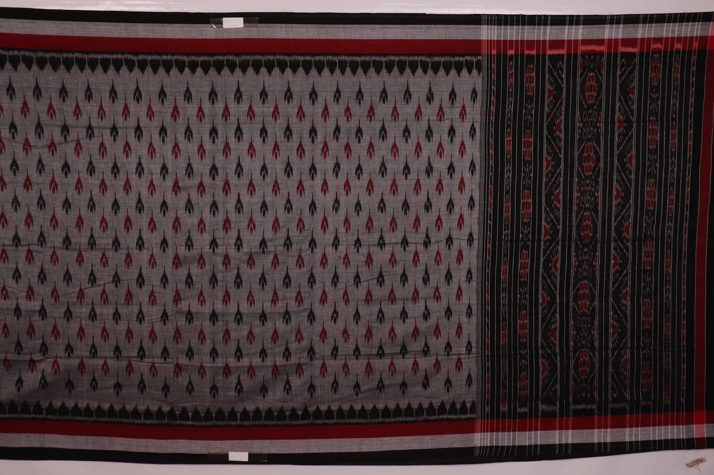 Handloom Sambalpuri Cotton Ikkat Saree Handloom Saree_Sambalpuri Cotton Priyadarshini Handloom 