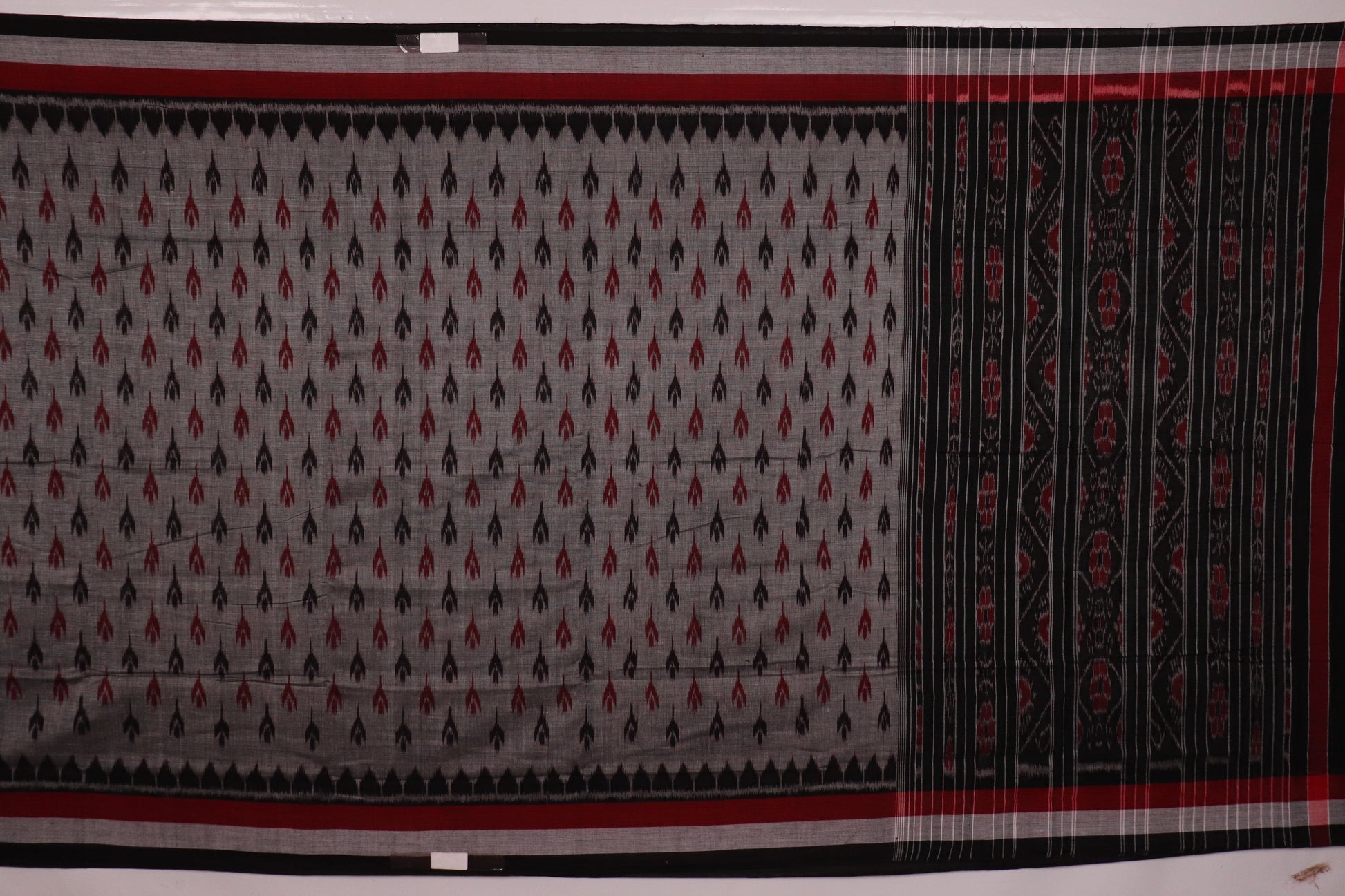 Handloom Sambalpuri Cotton Ikkat Saree Handloom Saree_Sambalpuri Cotton Priyadarshini Handloom 