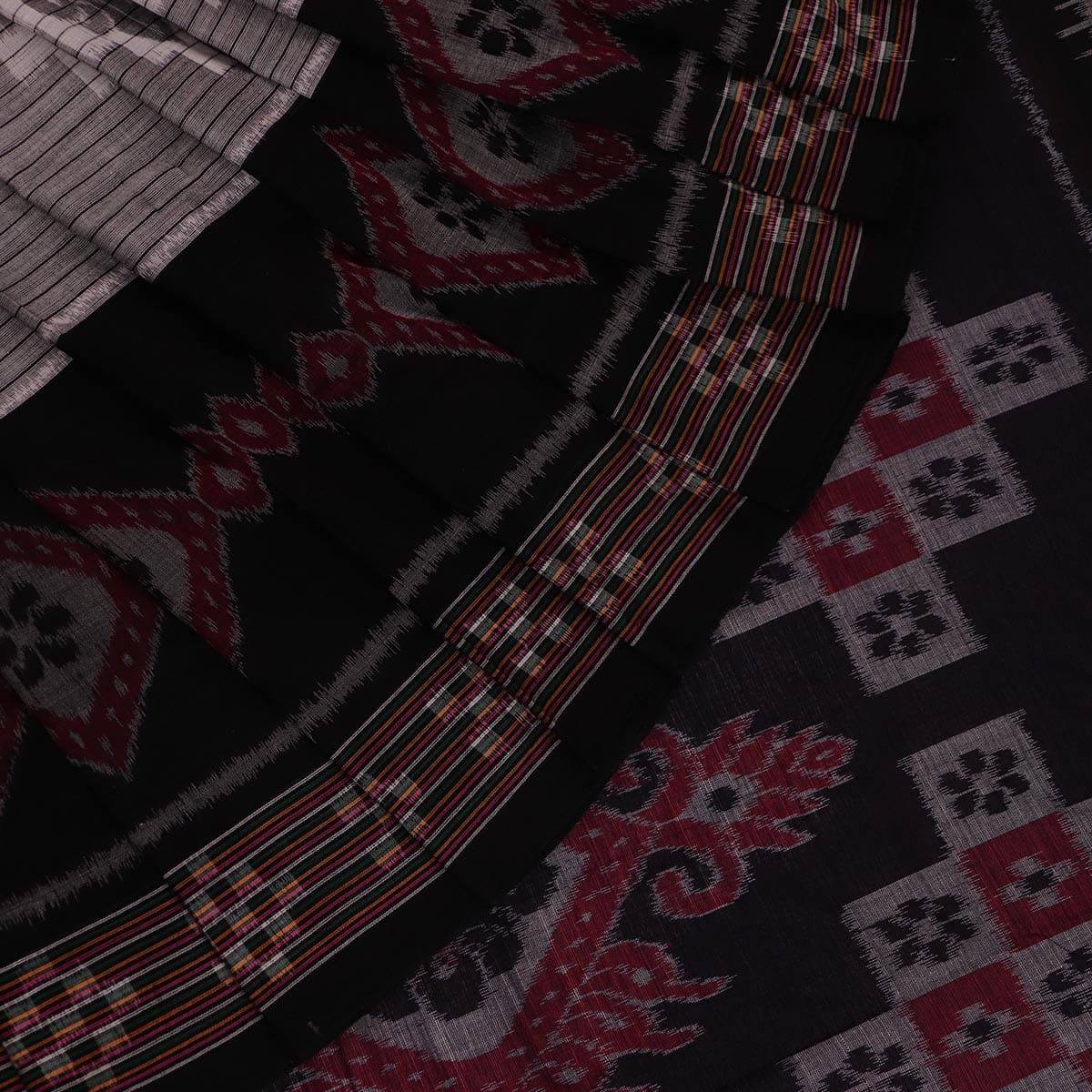 Handloom Sambalpuri Cotton Ikkat Saree Handloom Saree_Sambalpuri Cotton Priyadarshini Handloom 