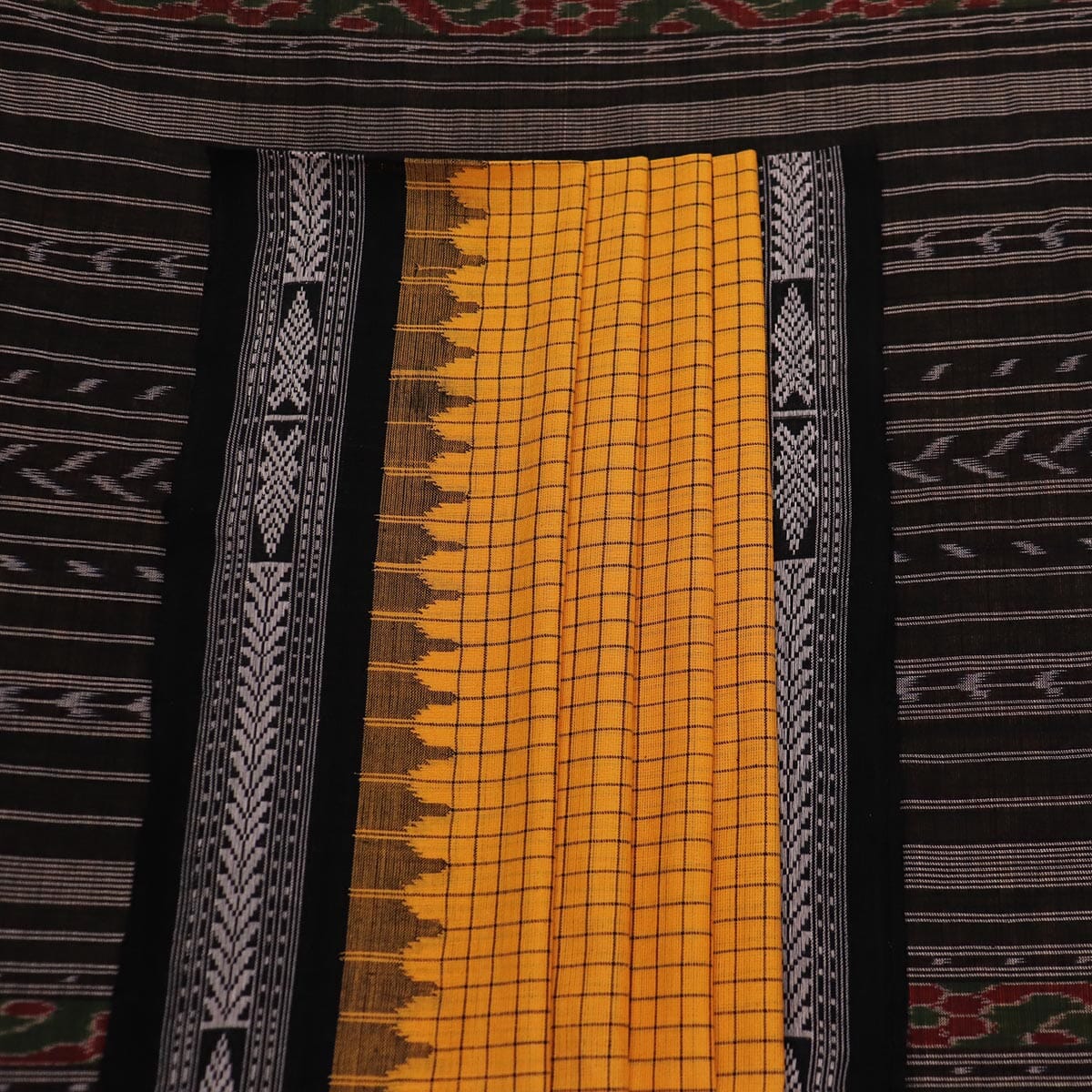 Handloom Sambalpuri Cotton Ikkat Saree Handloom Saree_Sambalpuri Cotton Priyadarshini Handloom 