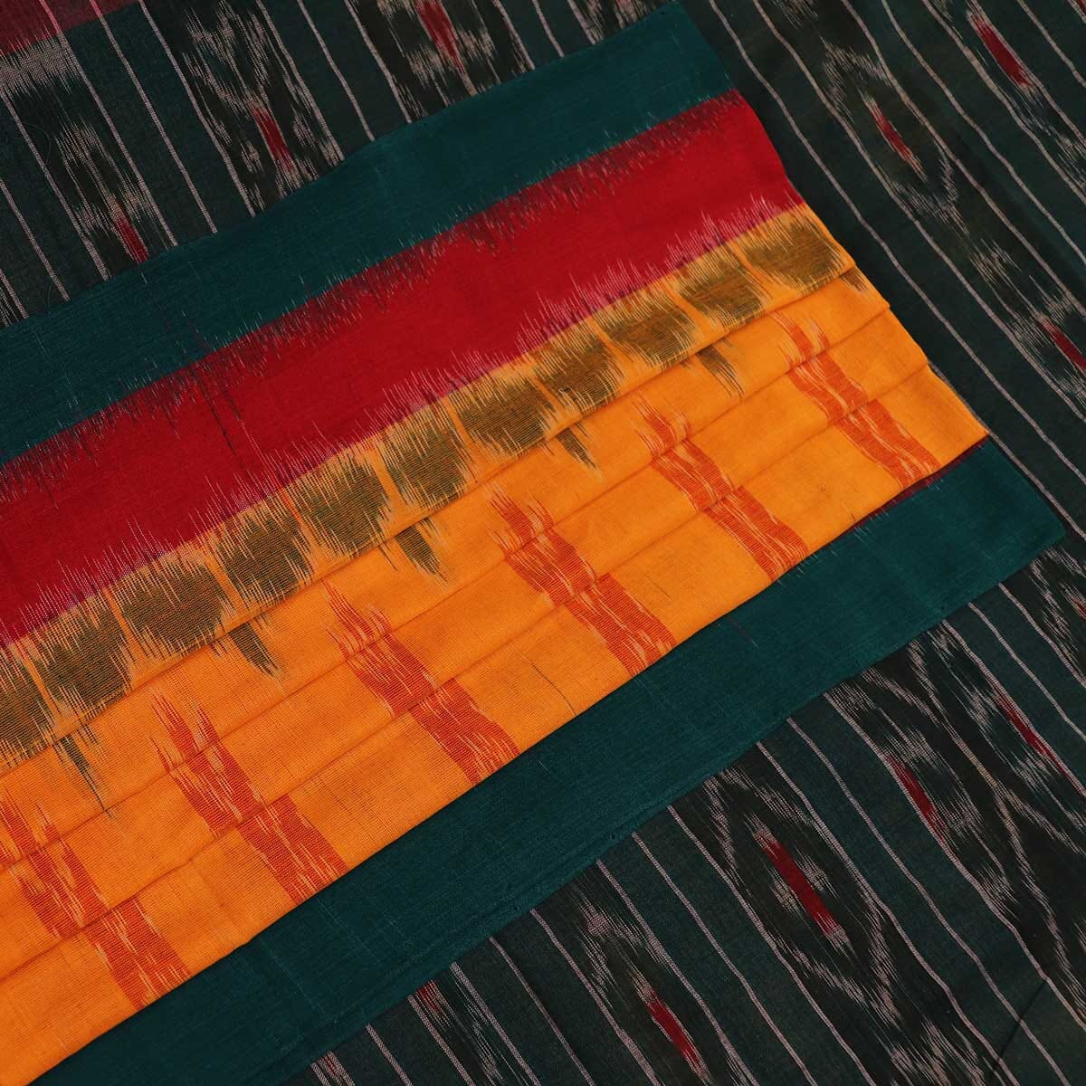 Handloom Sambalpuri Cotton Ikkat Saree Handloom Saree_Sambalpuri Cotton Priyadarshini Handloom 