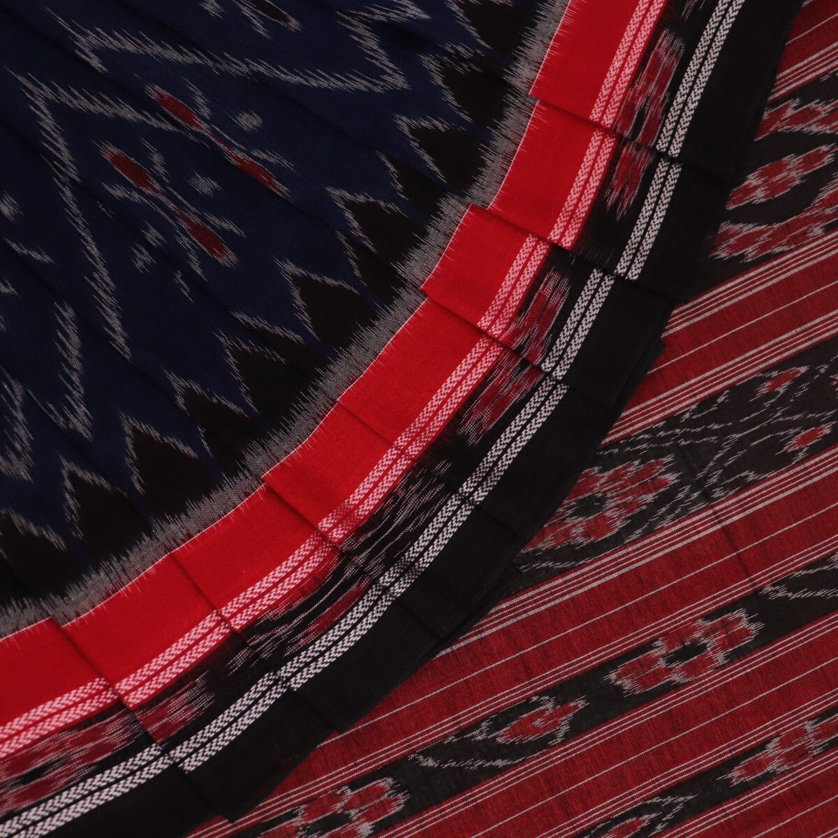 Handloom Sambalpuri Cotton Ikkat Saree Handloom Saree_Sambalpuri Cotton Priyadarshini Handloom 