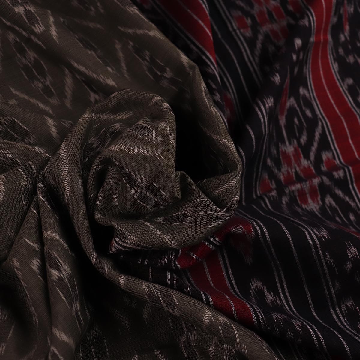 Handloom Sambalpuri Cotton Ikkat Saree Handloom Saree_Sambalpuri Cotton Priyadarshini Handloom 