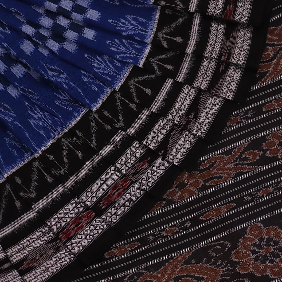 Handloom Sambalpuri Cotton Ikkat Saree Handloom Saree_Sambalpuri Cotton Priyadarshini Handloom 