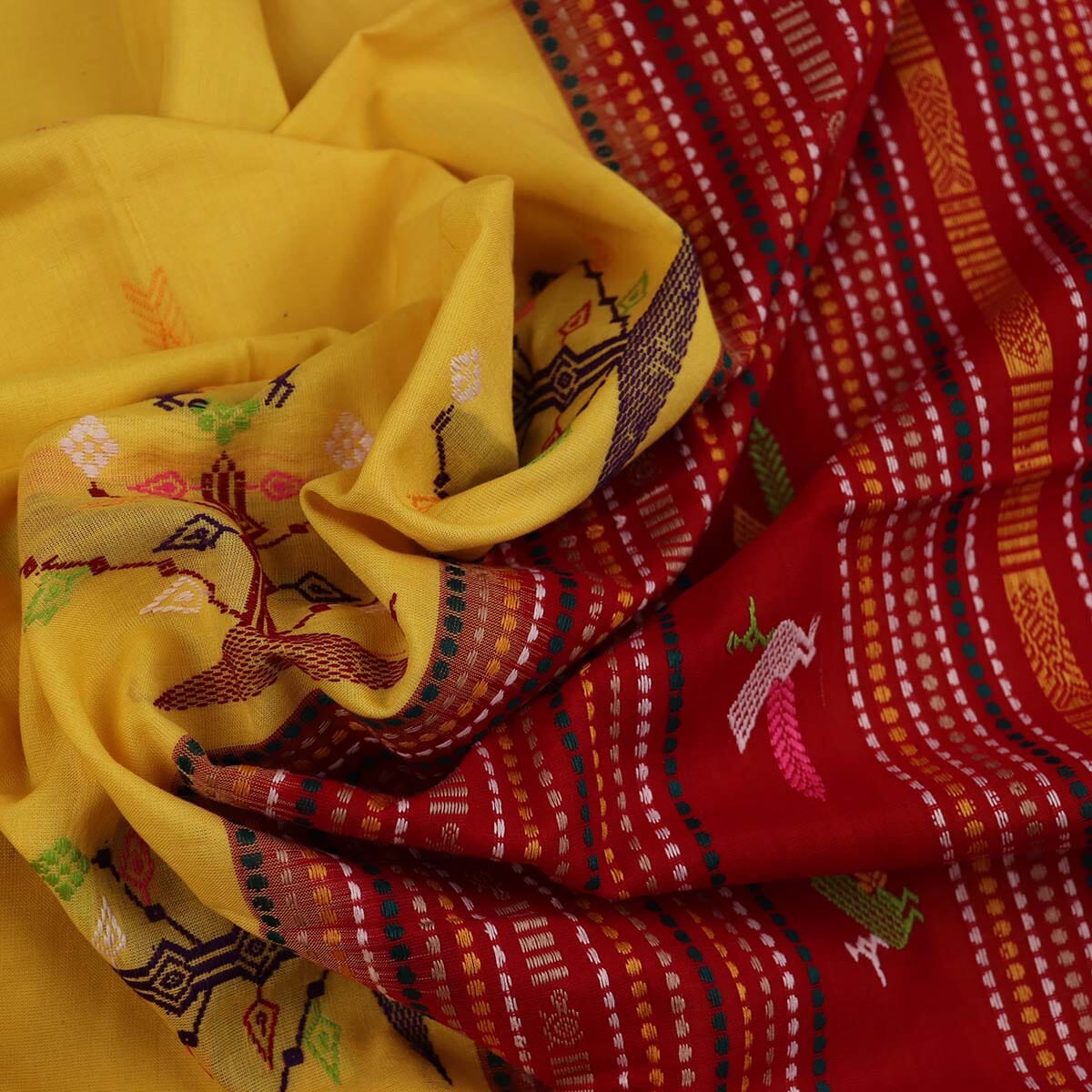 Handloom Sambalpuri Cotton Ikkat Saree Handloom Saree_Sambalpuri Cotton Priyadarshini Handloom 