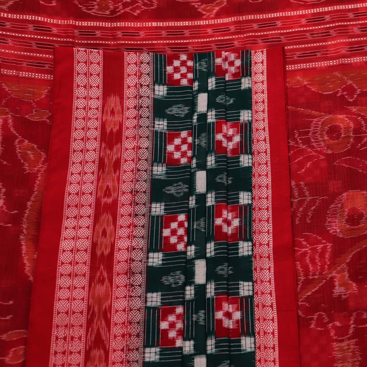 Handloom Sambalpuri Cotton Ikkat Saree Handloom Saree_Sambalpuri Cotton Priyadarshini Handloom 