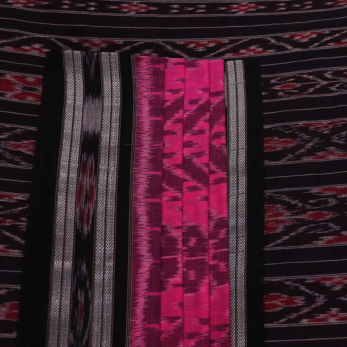 Handloom Sambalpuri Cotton Ikkat Saree Handloom Saree_Sambalpuri Cotton Priyadarshini Handloom 