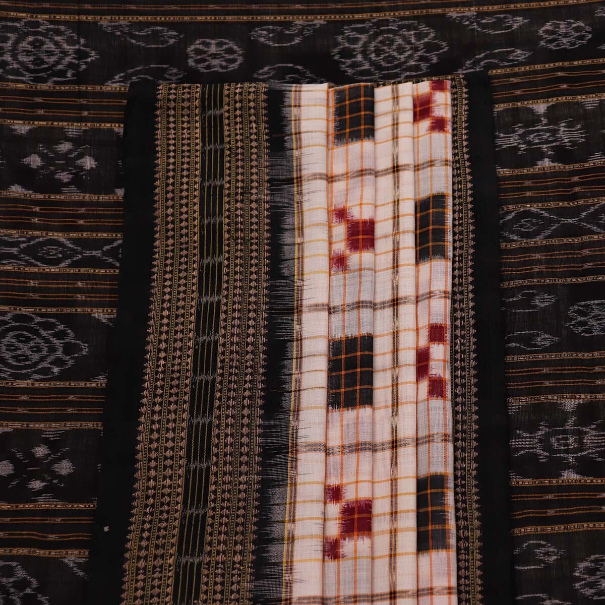 Handloom Sambalpuri Cotton Ikkat Saree Handloom Saree_Sambalpuri Cotton Priyadarshini Handloom 