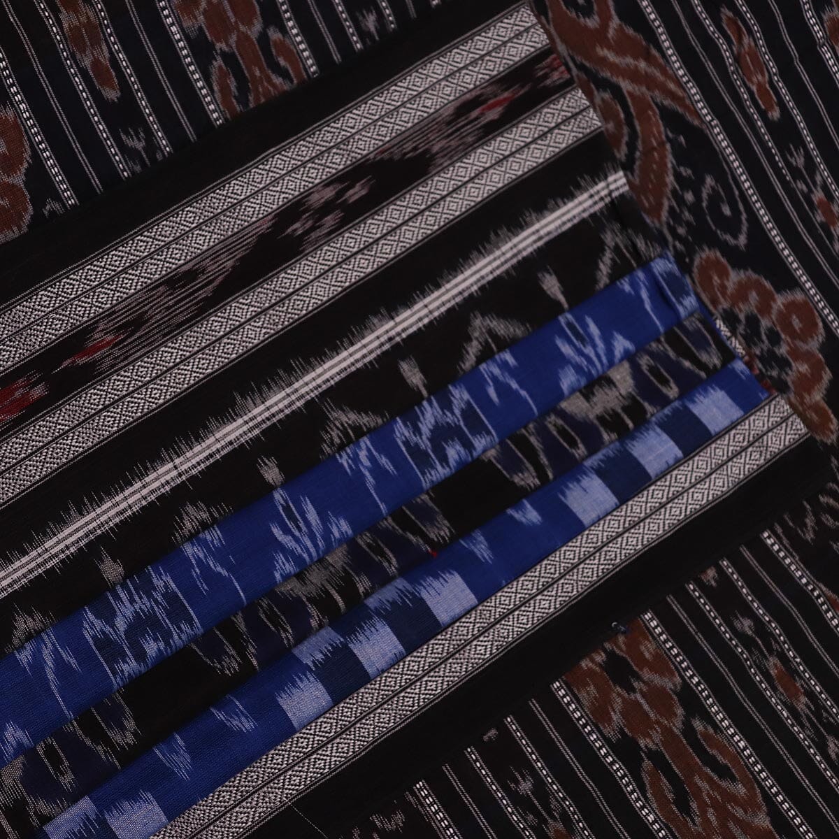Handloom Sambalpuri Cotton Ikkat Saree Handloom Saree_Sambalpuri Cotton Priyadarshini Handloom 