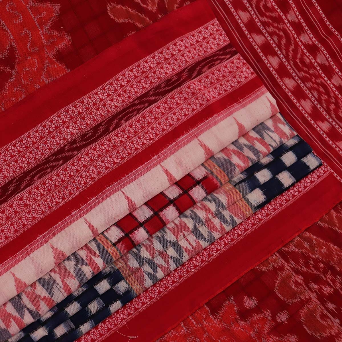 Handloom Sambalpuri Cotton Ikkat Saree Handloom Saree_Sambalpuri Cotton Priyadarshini Handloom 