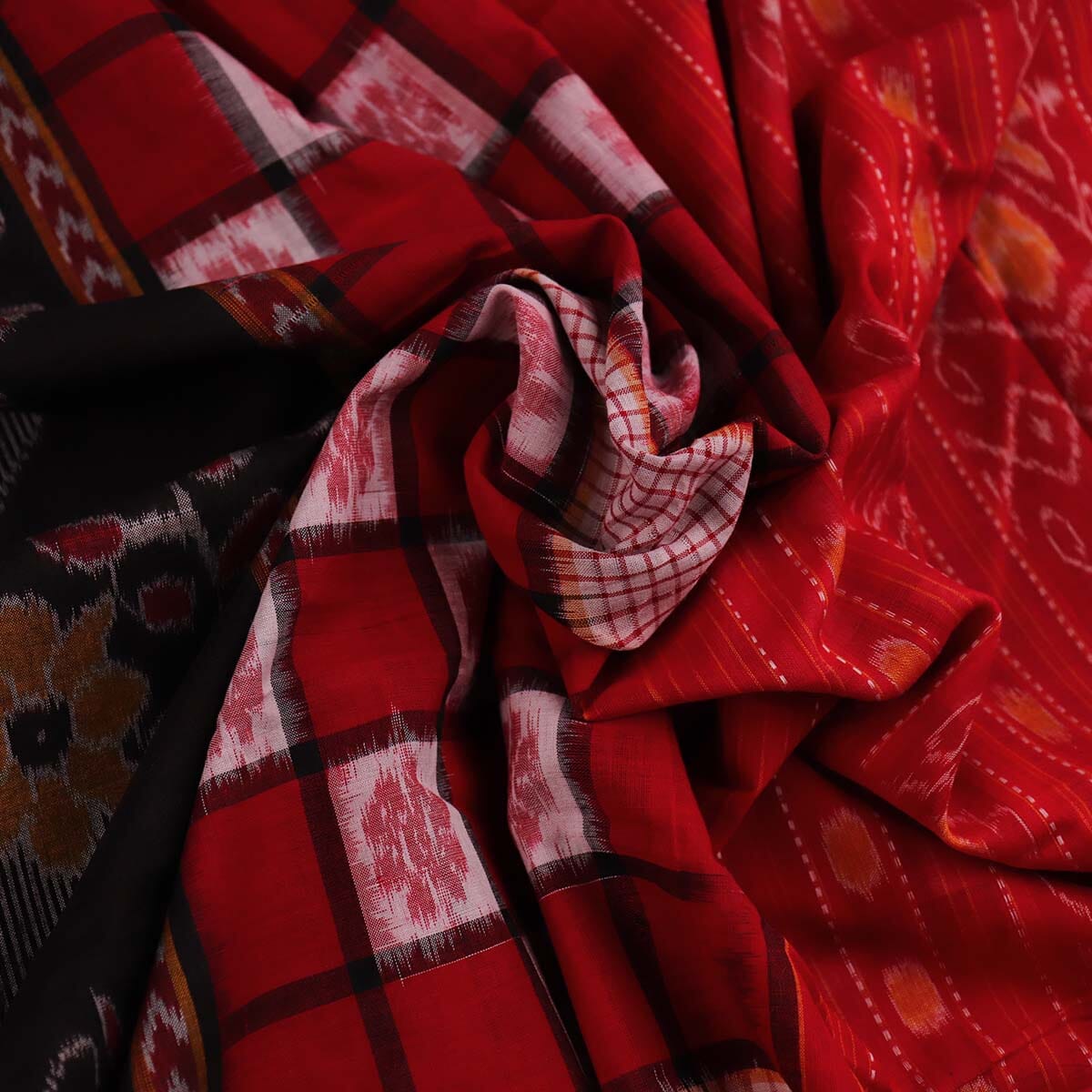 Handloom Sambalpuri Cotton Ikkat Saree Handloom Saree_Sambalpuri Cotton Priyadarshini Handloom 