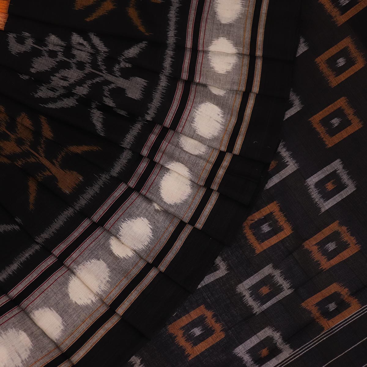 Handloom Sambalpuri Cotton Ikkat Saree Handloom Saree_Sambalpuri Cotton Priyadarshini Handloom 