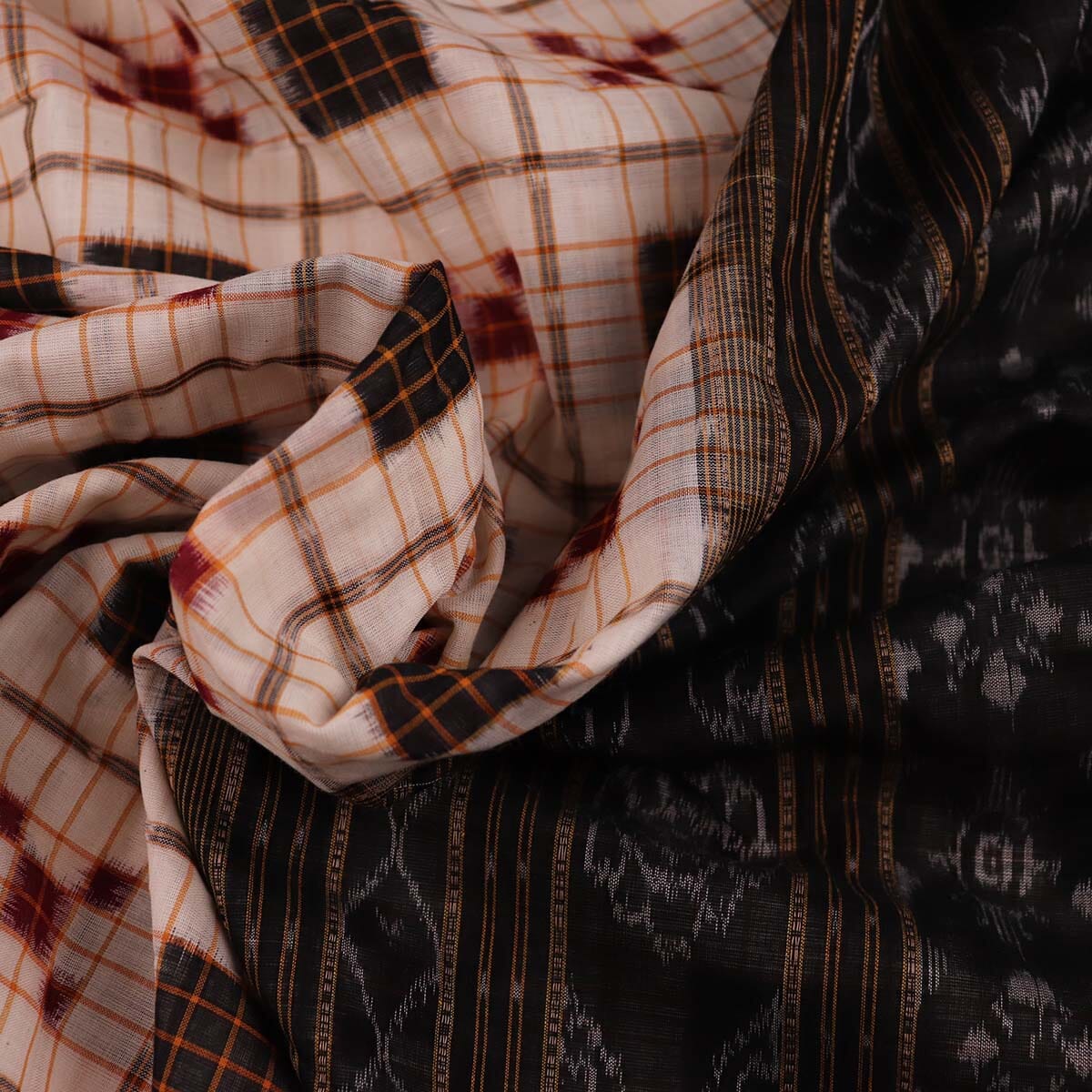 Handloom Sambalpuri Cotton Ikkat Saree Handloom Saree_Sambalpuri Cotton Priyadarshini Handloom 