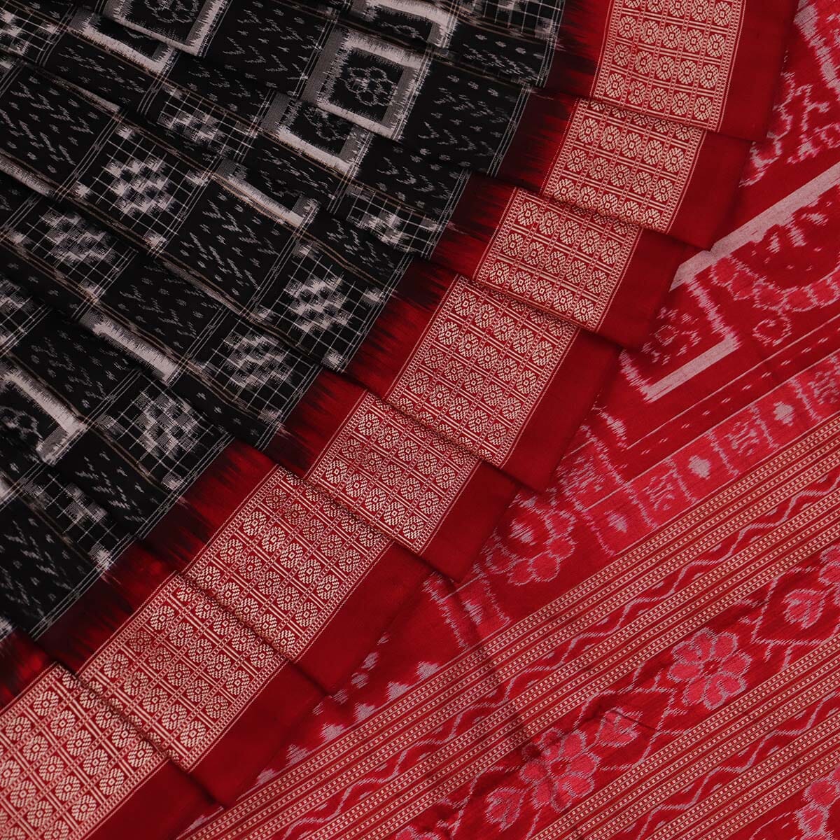 Handloom Sambalpuri Ikkat Silk Saree Handloom Saree_Sambalpuri Silk Priyadarshini Handloom 