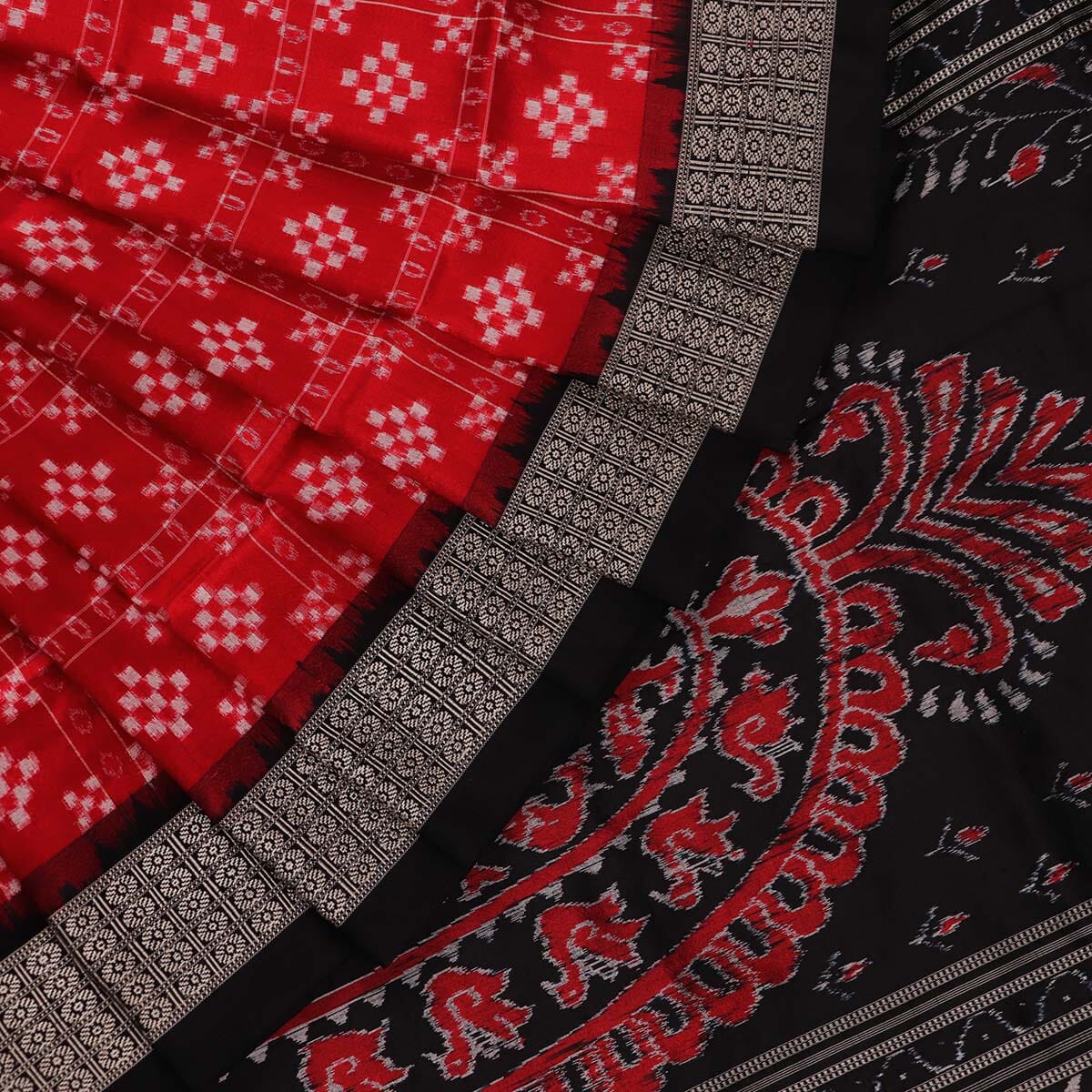 Handloom Sambalpuri Ikkat Silk Saree Handloom Saree_Sambalpuri Silk Priyadarshini Handloom 