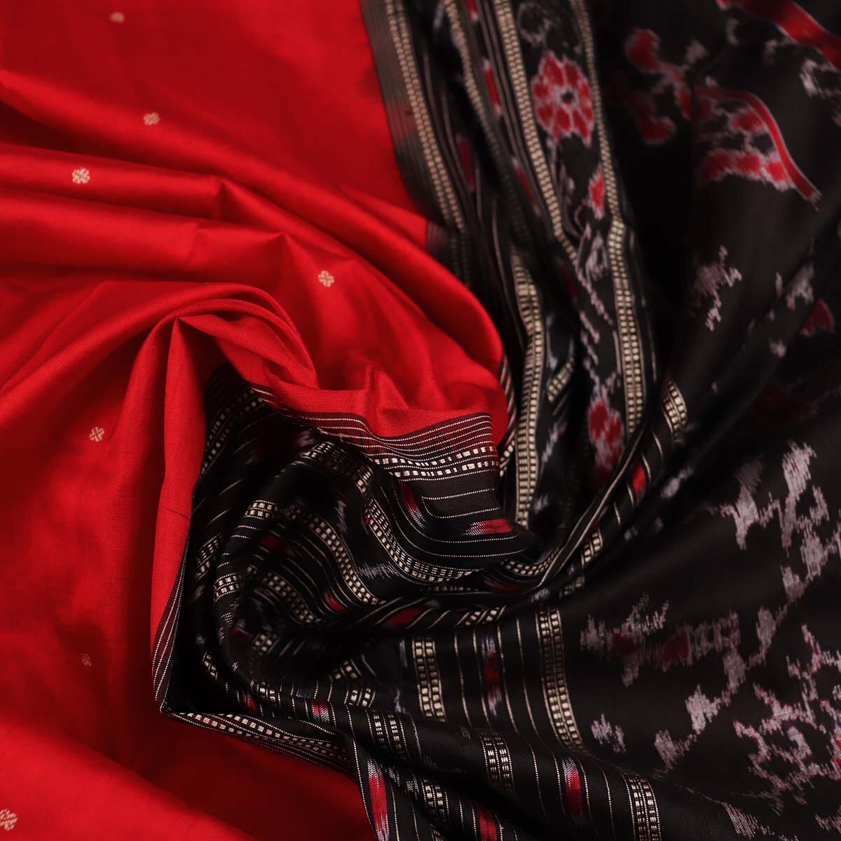 Handloom Sambalpuri Ikkat Silk Saree Handloom Saree_Sambalpuri Silk Priyadarshini Handloom 