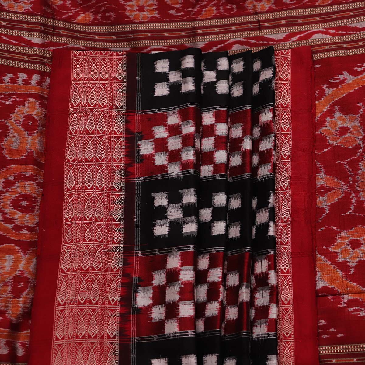 Handloom Sambalpuri Ikkat Silk Saree Handloom Saree_Sambalpuri Silk Priyadarshini Handloom 