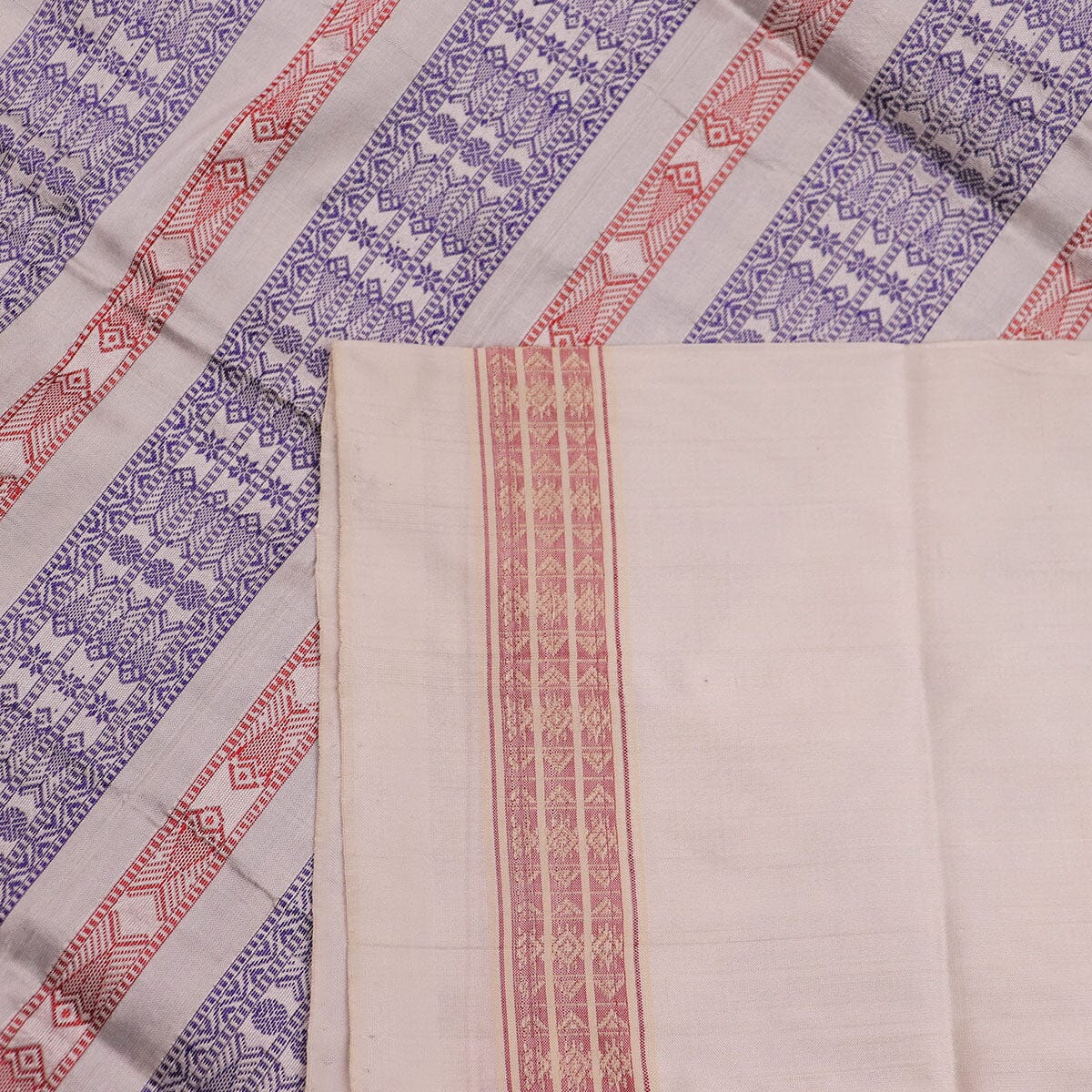 Handloom Sambalpuri Ikkat Silk Saree Handloom Saree_Sambalpuri Silk Priyadarshini Handloom 