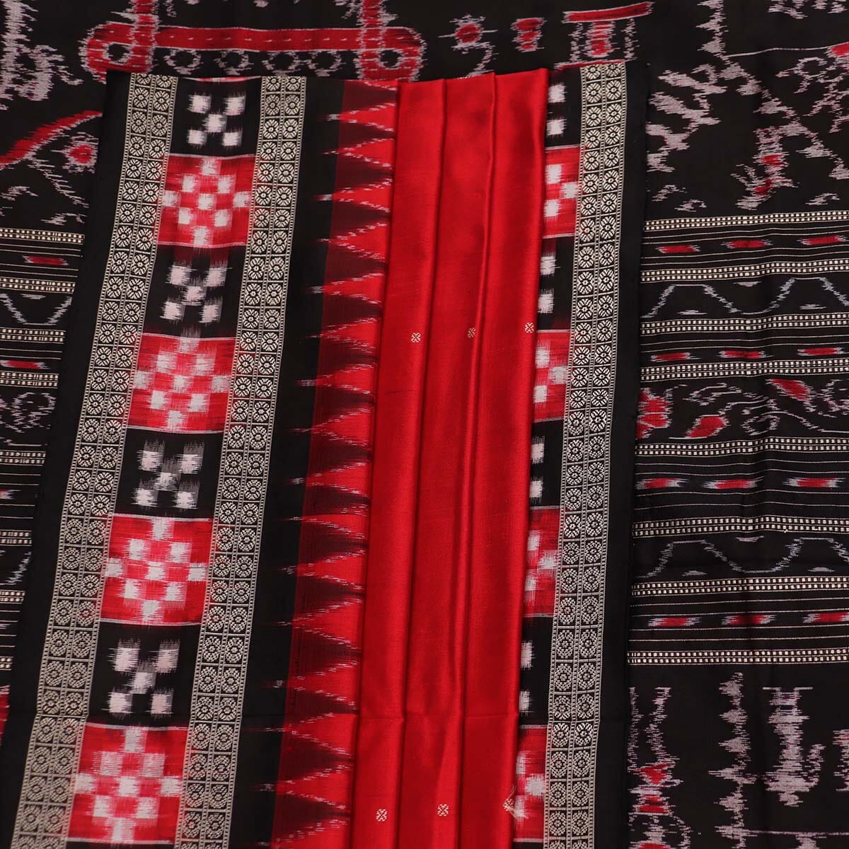 Handloom Sambalpuri Ikkat Silk Saree Handloom Saree_Sambalpuri Silk Priyadarshini Handloom 