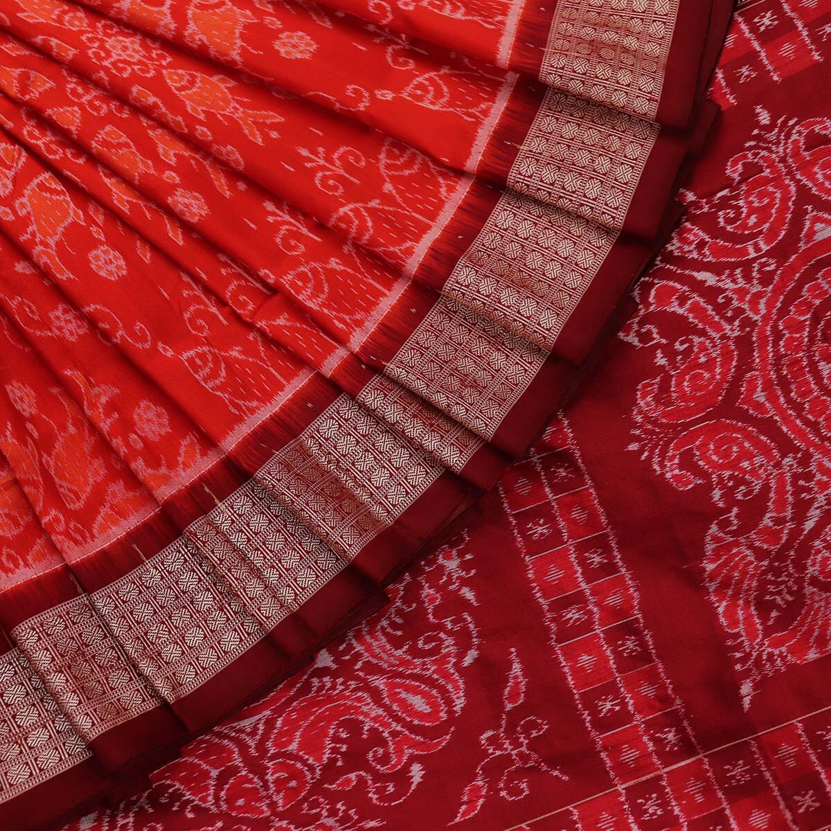Handloom Sambalpuri Ikkat Silk Saree Handloom Saree_Sambalpuri Silk Priyadarshini Handloom 