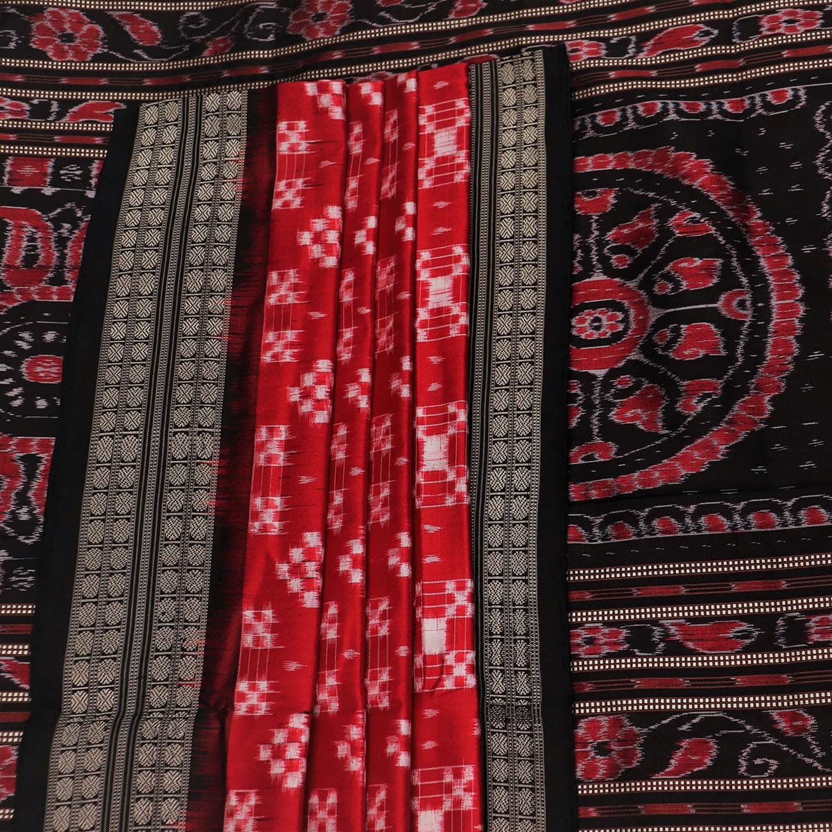 Handloom Sambalpuri Ikkat Silk Saree Handloom Saree_Sambalpuri Silk Priyadarshini Handloom 