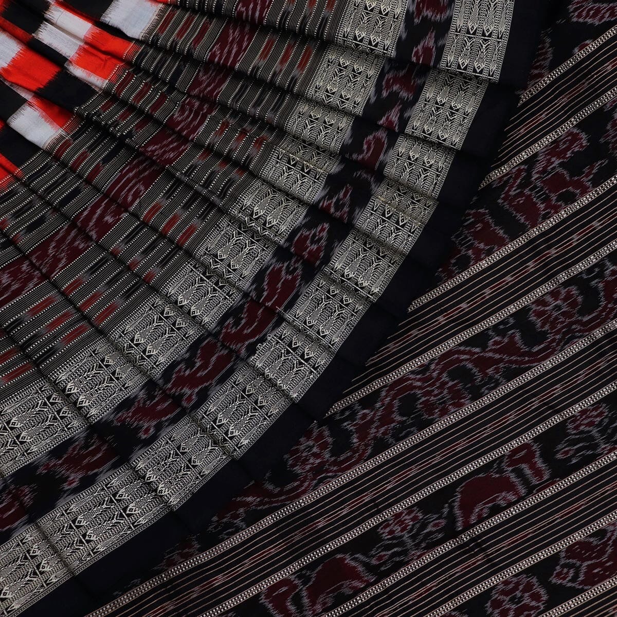 Handloom Sambalpuri Ikkat Silk Saree Handloom Saree_Sambalpuri Silk Priyadarshini Handloom 