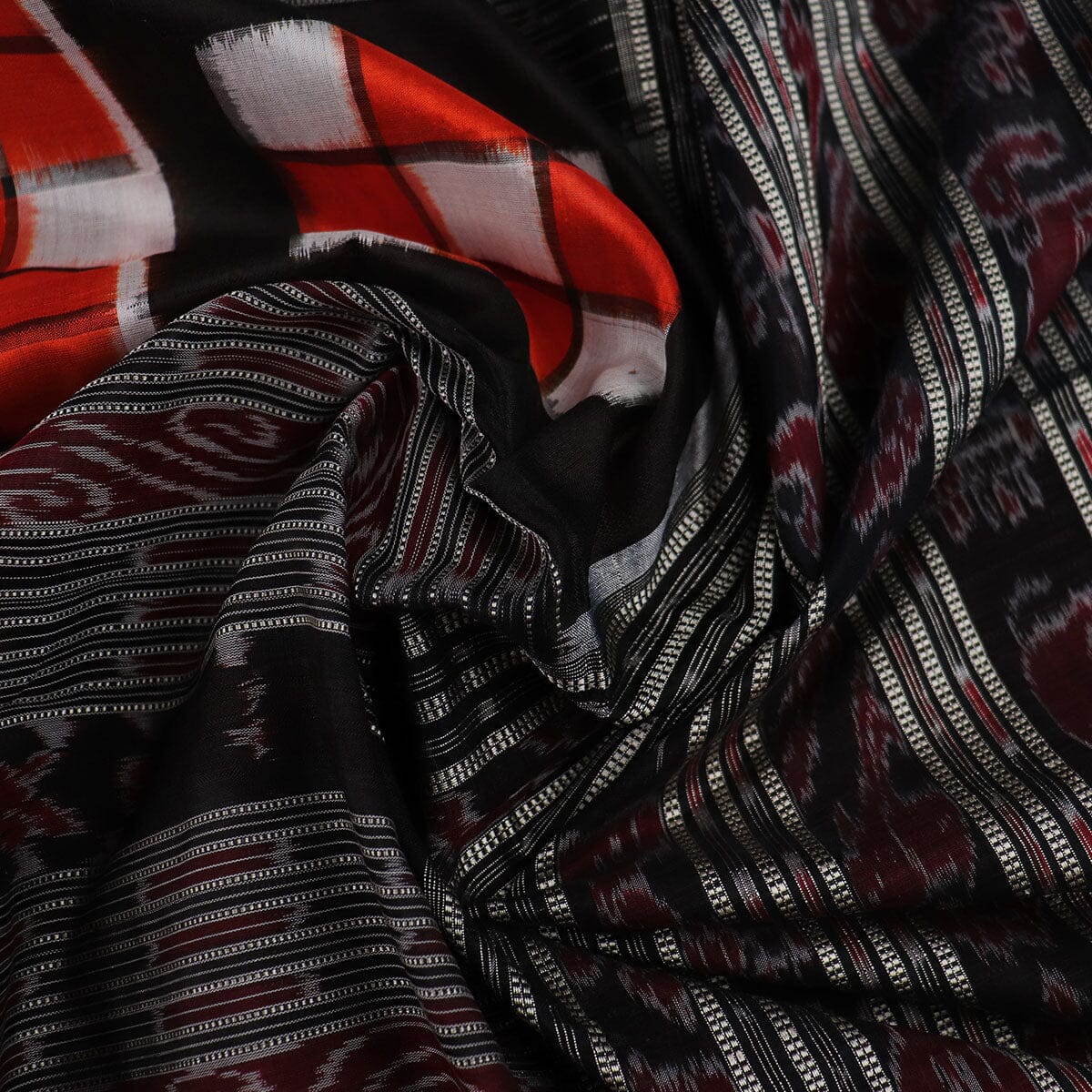Handloom Sambalpuri Ikkat Silk Saree Handloom Saree_Sambalpuri Silk Priyadarshini Handloom 
