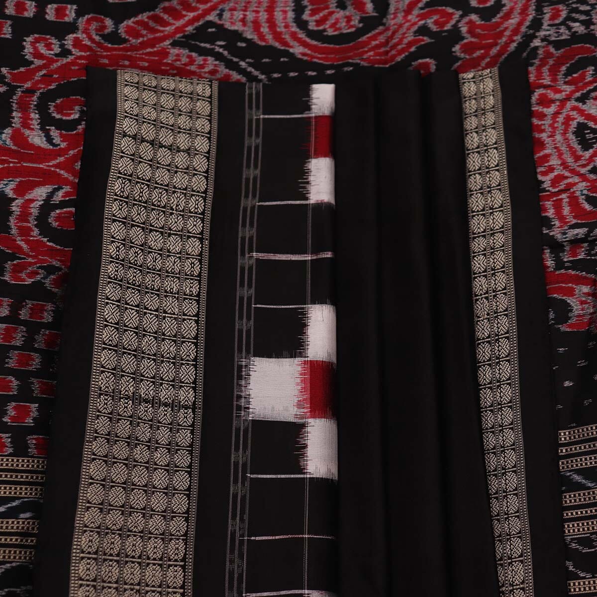 Handloom Sambalpuri Ikkat Silk Saree Handloom Saree_Sambalpuri Silk Priyadarshini Handloom 