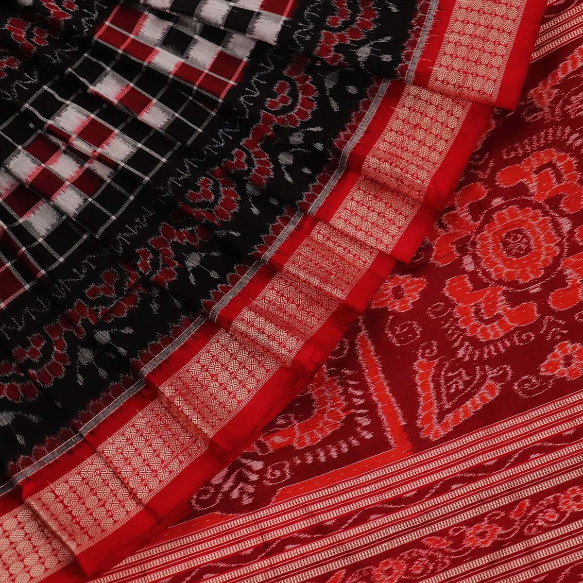 Handloom Sambalpuri Ikkat Silk Saree Handloom Saree_Sambalpuri Silk Priyadarshini Handloom 