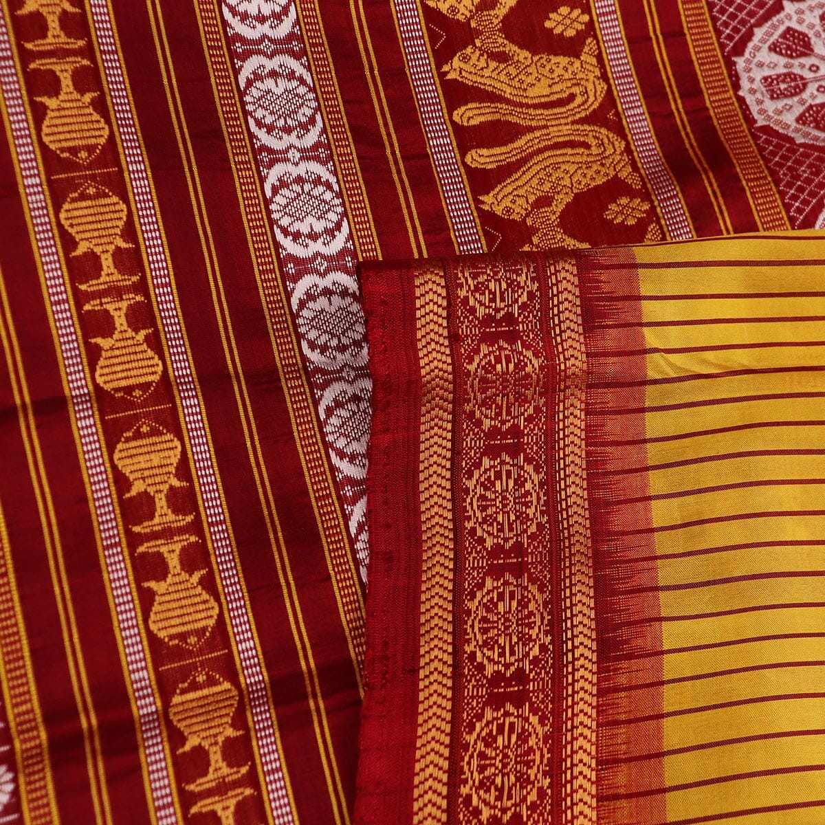 Handloom Sambalpuri Ikkat Silk Saree Handloom Saree_Sambalpuri Silk Priyadarshini Handloom 