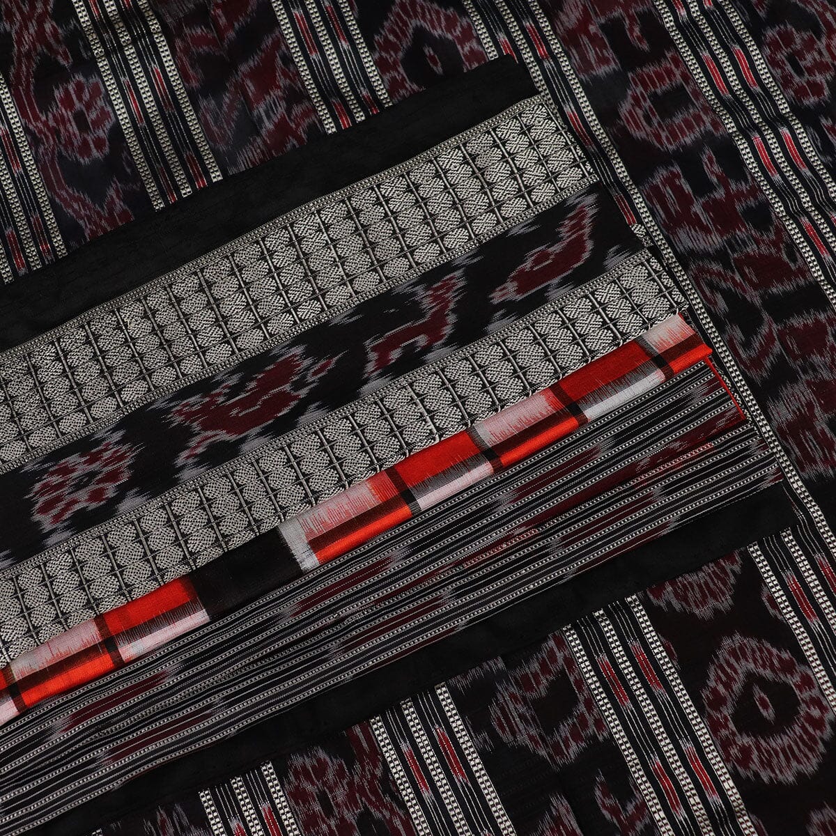 Handloom Sambalpuri Ikkat Silk Saree Handloom Saree_Sambalpuri Silk Priyadarshini Handloom 