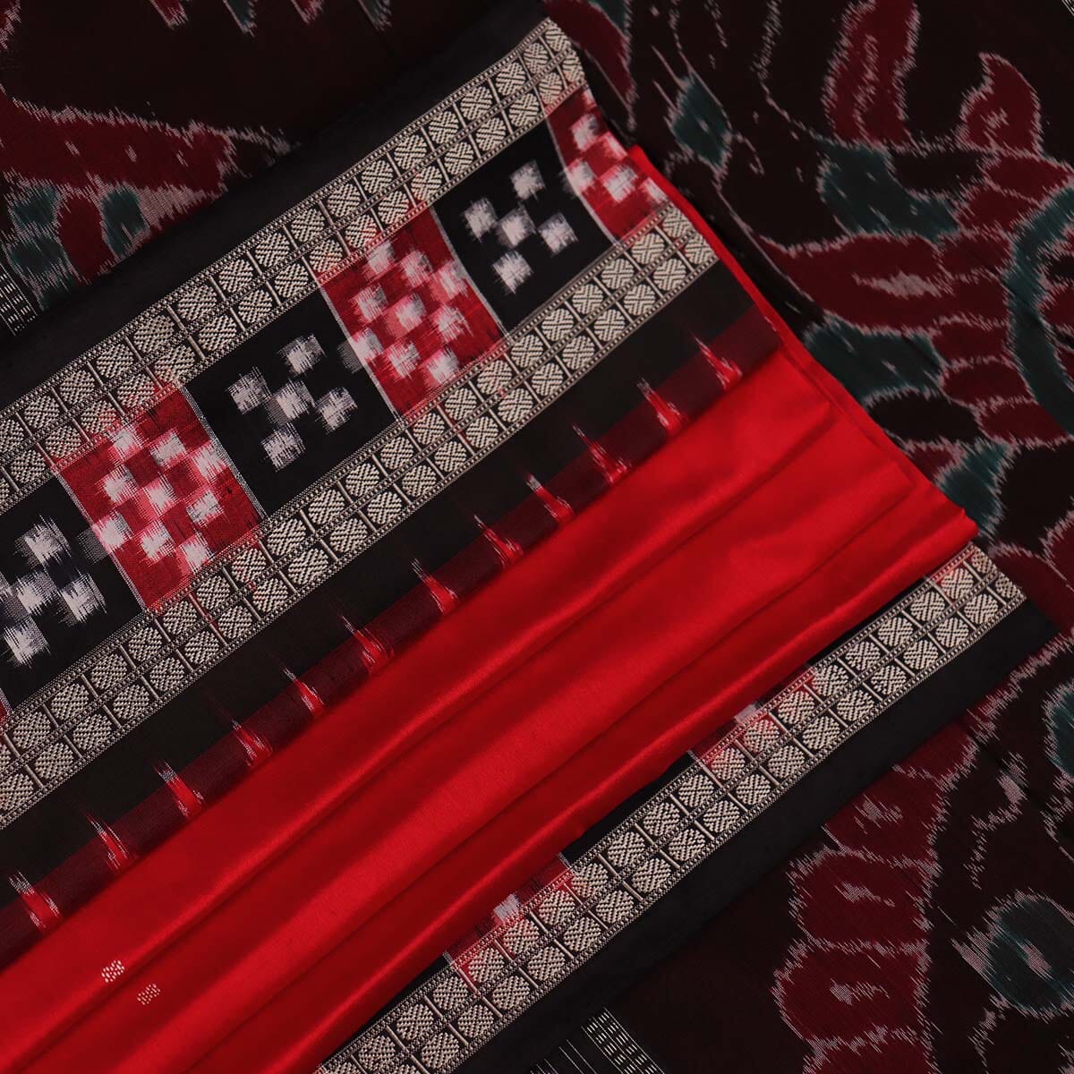 Handloom Sambalpuri Ikkat Silk Saree Handloom Saree_Sambalpuri Silk Priyadarshini Handloom 